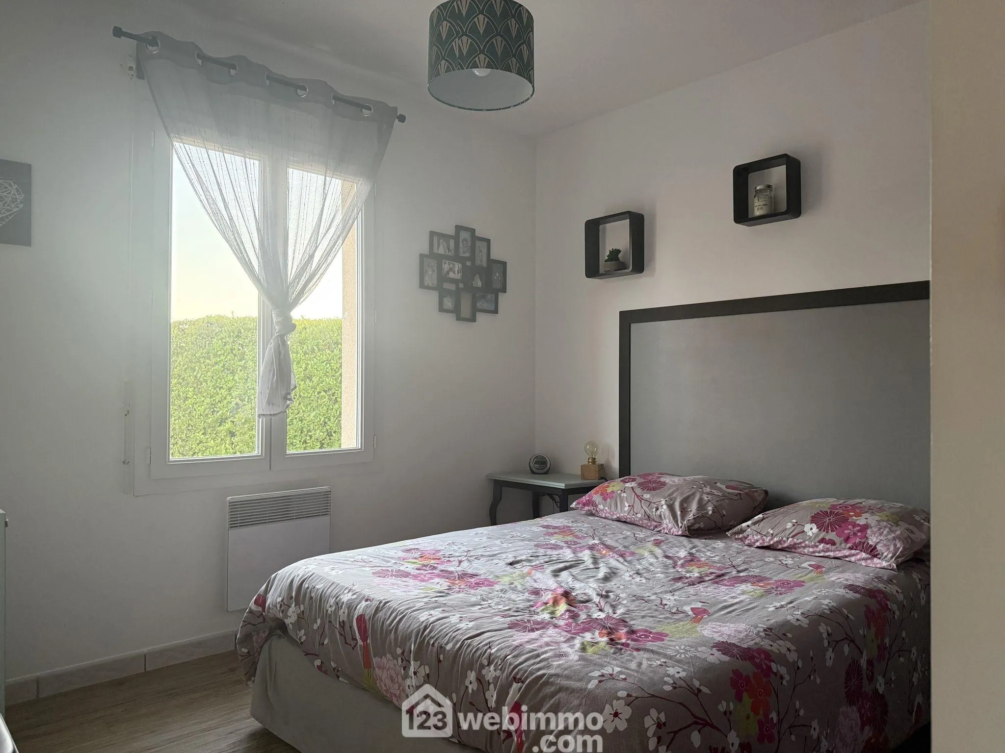 Maison de 103 m² avec piscine à Champigny en Rochereau - Terrain de 1092 m² 