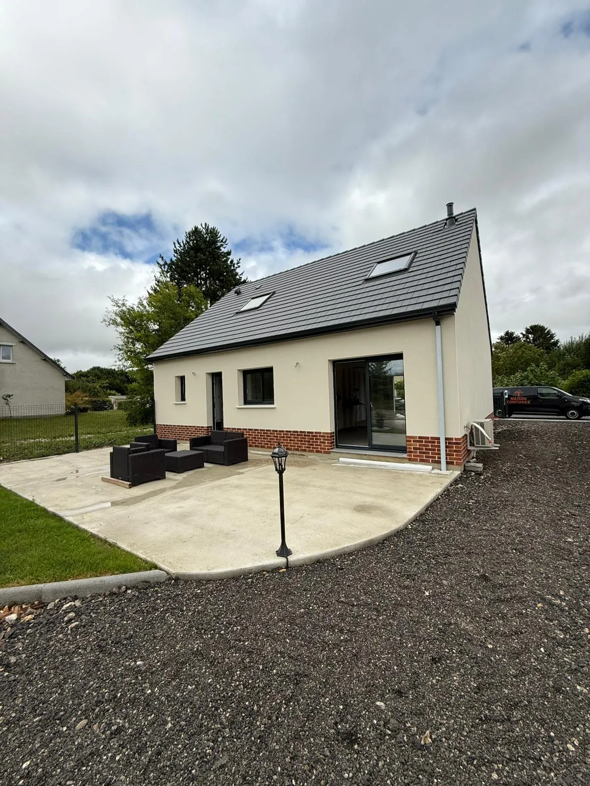 Maison neuve à Montataire de 103 m² avec 3 chambres et jardin