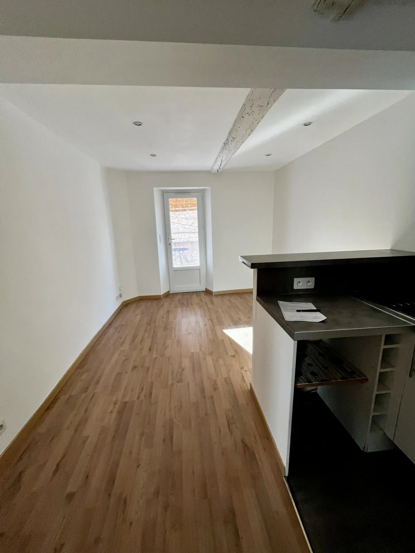 Investissement immobilier à Les Arcs-sur-Argens avec 3 logements rénovés