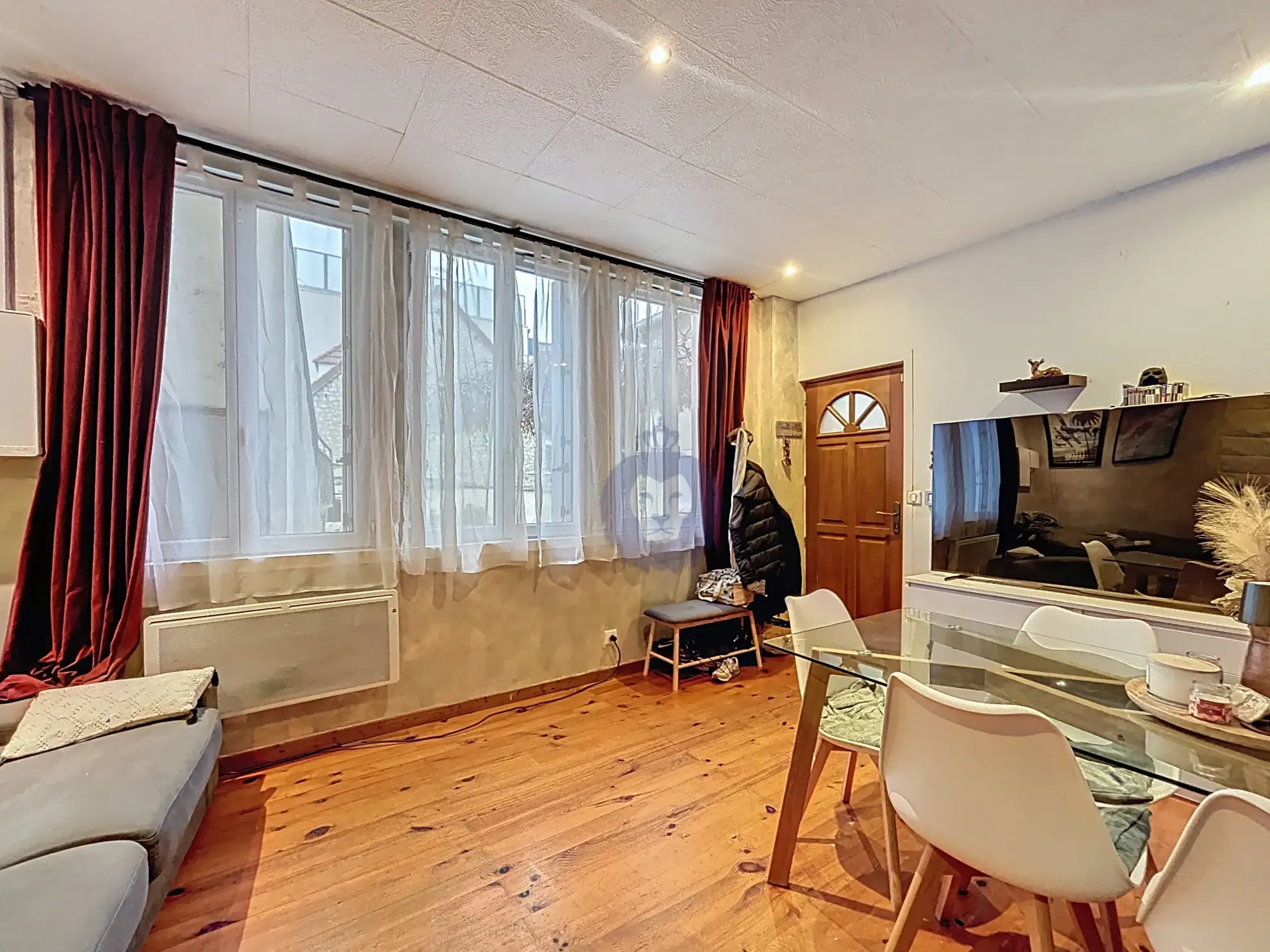 Appartement 2 pièces proche Gare à Melun - 41 m2 avec parking et terrasse