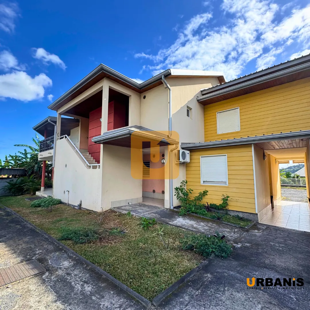 Appartement T3 de 60m² à La Plaine Saint-Paul avec terrasse et parking 