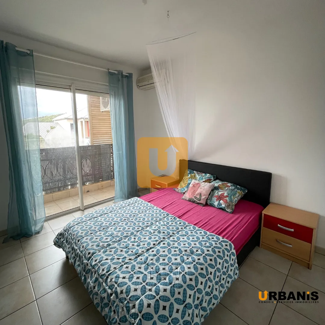 Appartement T3 de 60m² à La Plaine Saint-Paul avec terrasse et parking 