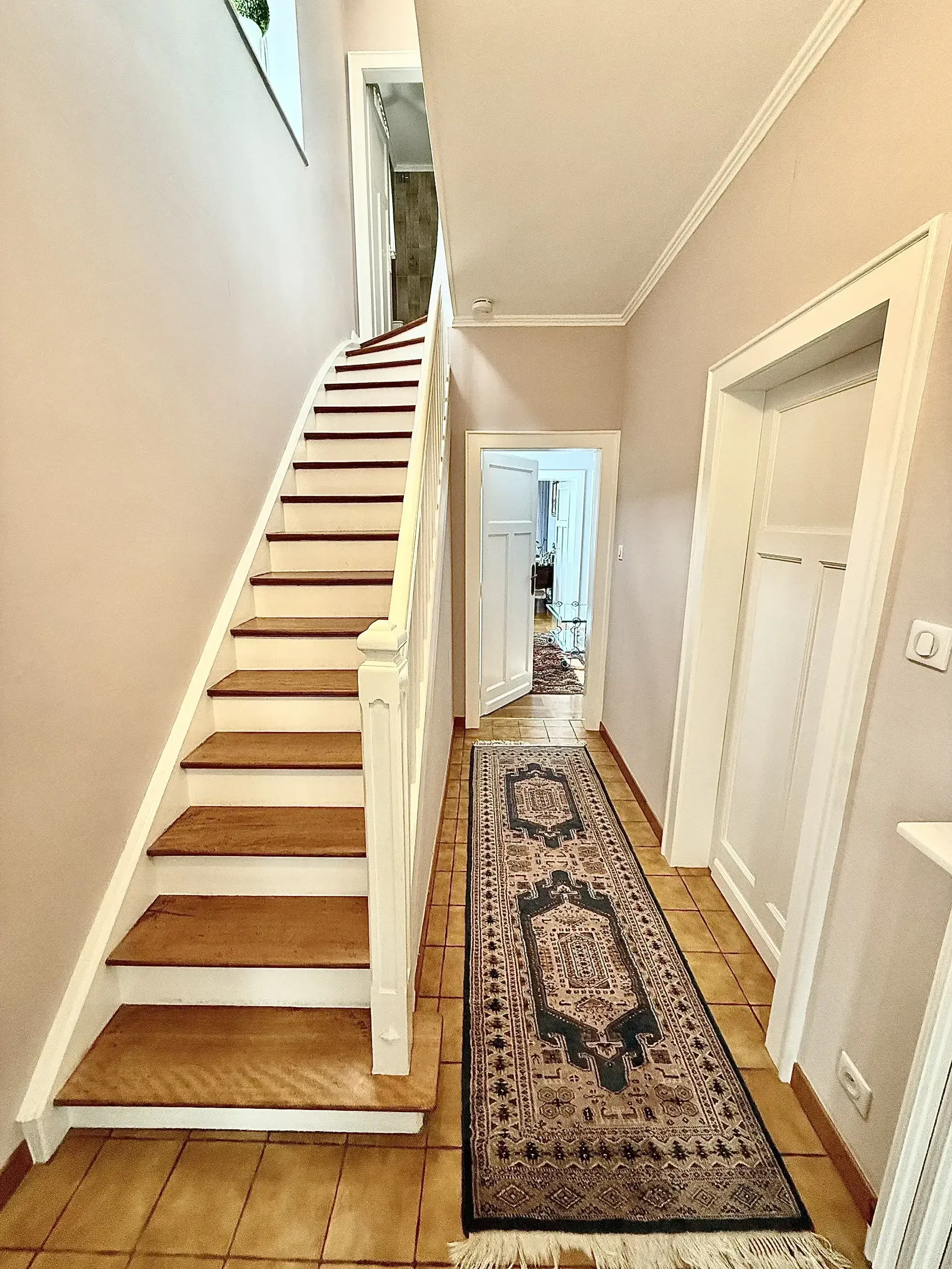 Maison individuelle de 116 m² à Hagondange avec local professionnel et jardin 