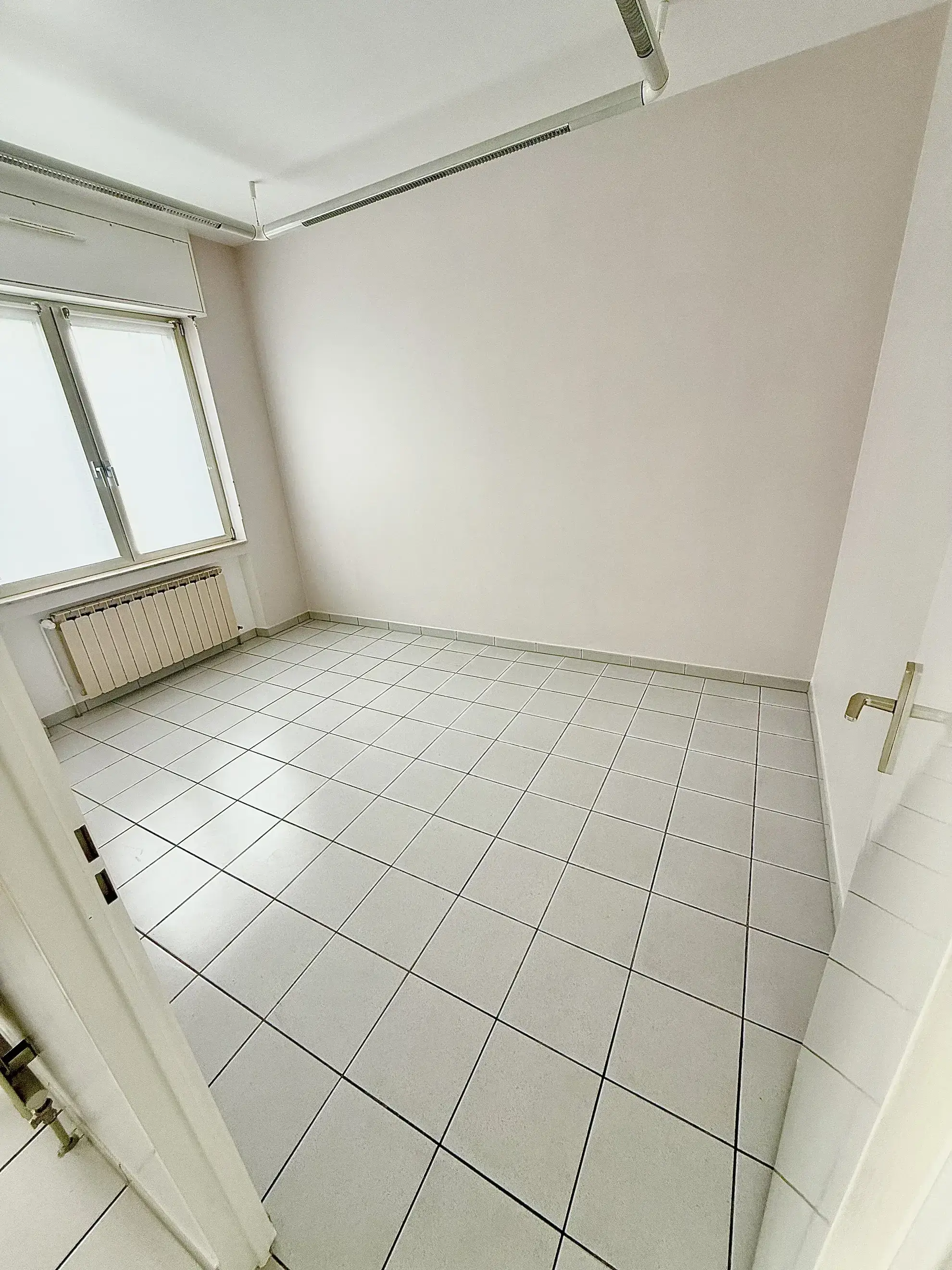 Maison individuelle de 116 m² à Hagondange avec local professionnel et jardin 