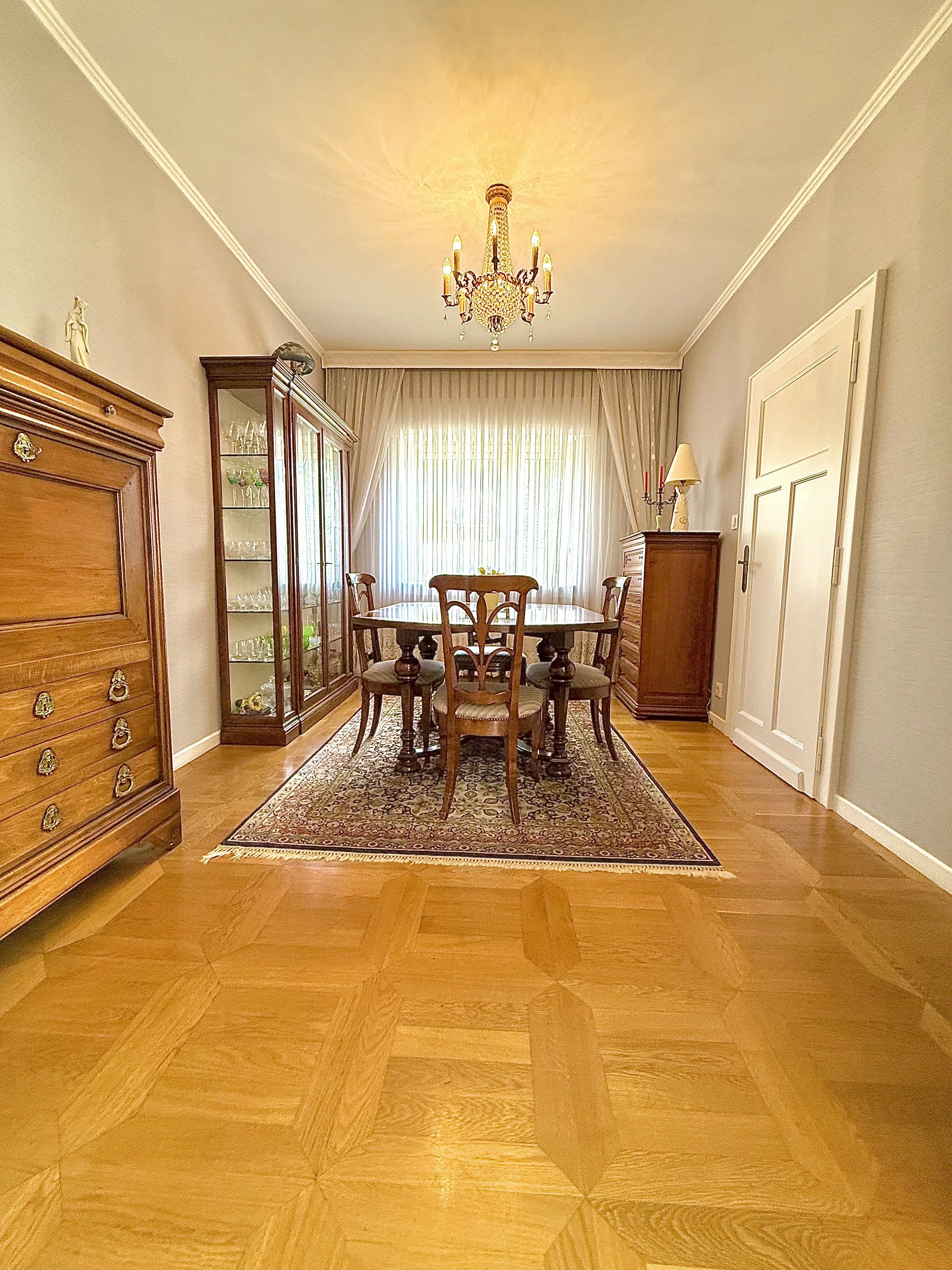 Maison individuelle à Hagondange avec terrain et local professionnel indépendant 