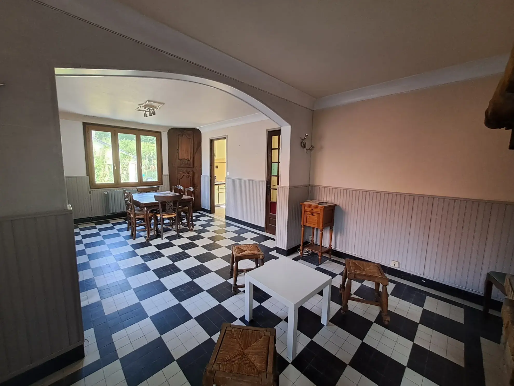 Maison à vendre à Saint-Valery-en-Caux avec 3 chambres et terrain de 4400m² 
