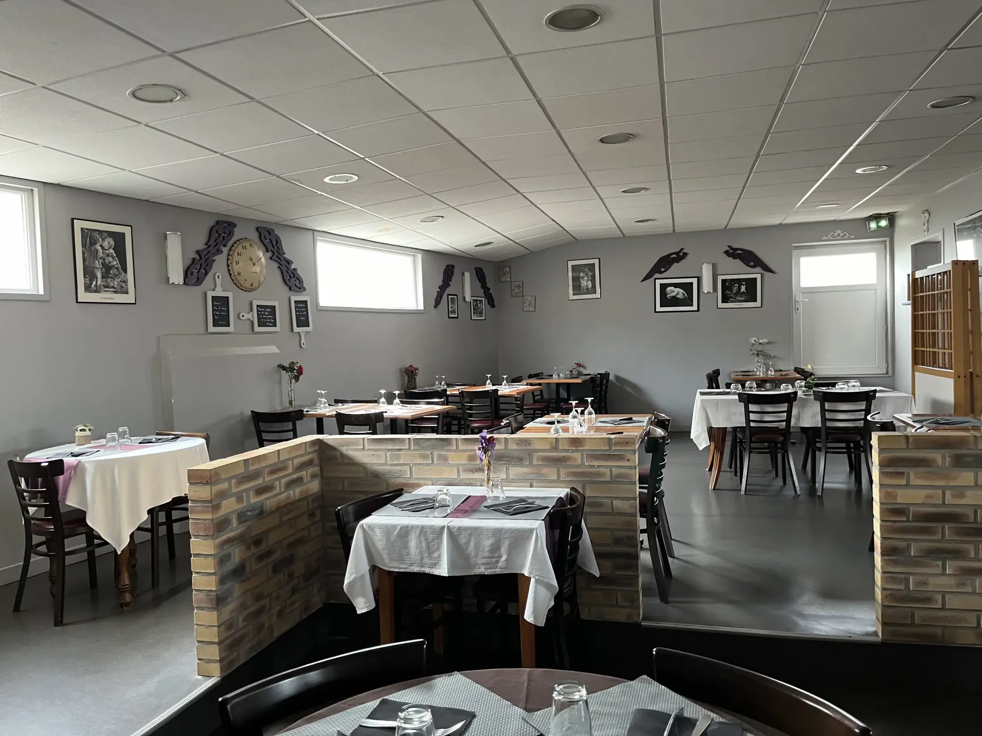 Immeuble de 480 m² à vendre au Trait, opportunité d'investissement 