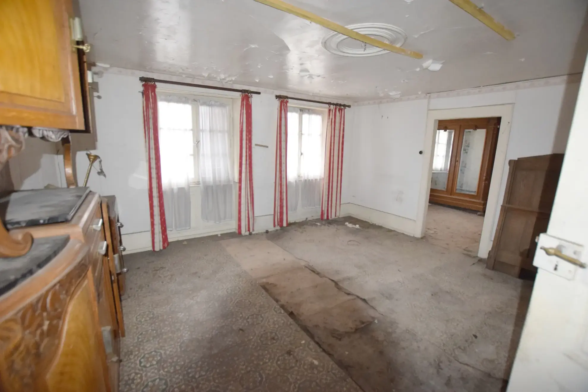 Maison mitoyenne à rénover à Badevel proche commodités