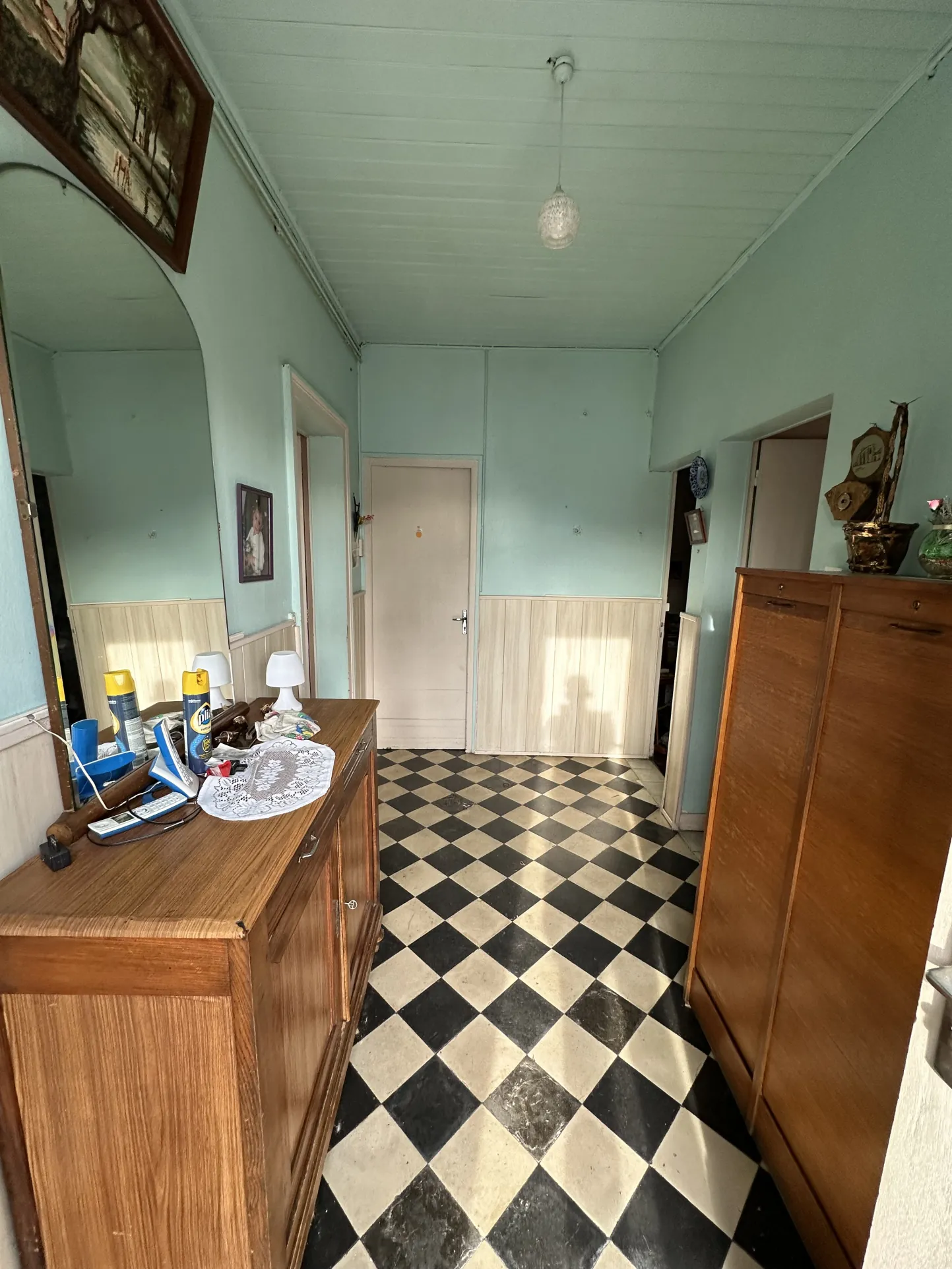 Longère en pierre à Sainte-Bazeille avec fort potentiel d'investissement 