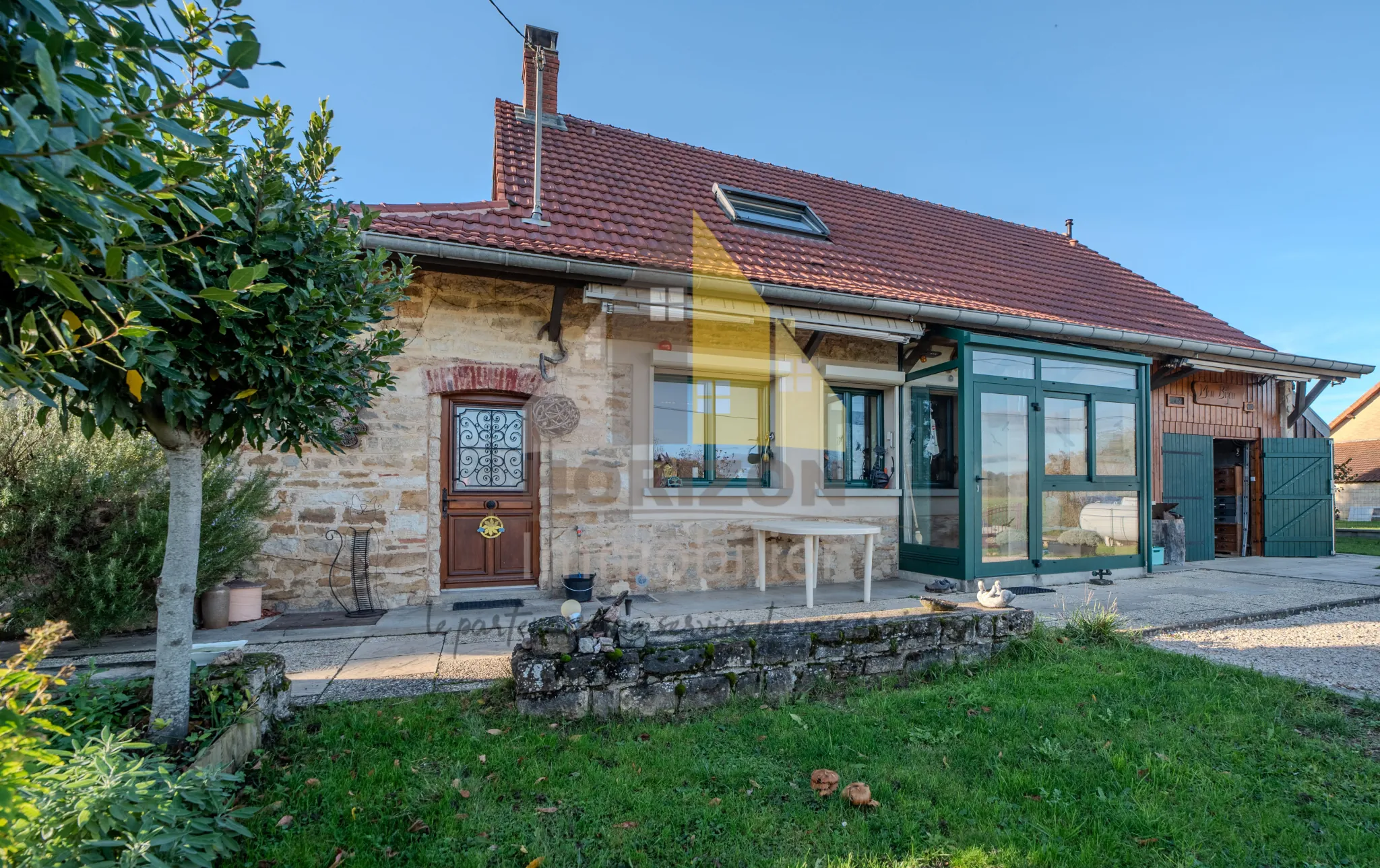 Belle maison en pierre avec jardin et sauna à Chaumergy - Exclusivité 