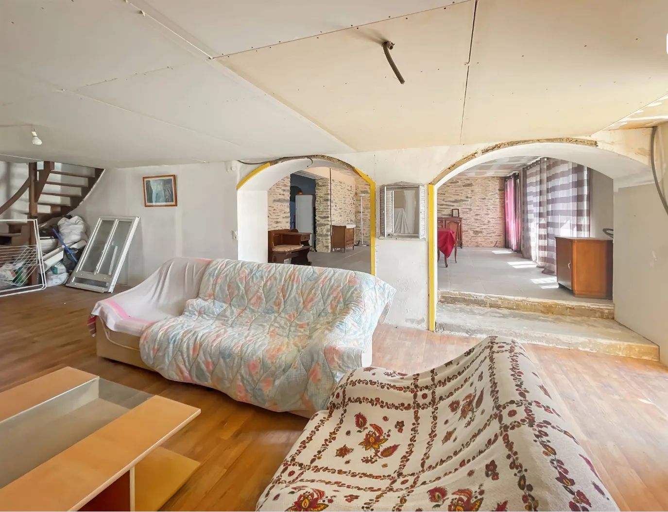 Maison à vendre à Crédin - Généreux volumes, à rénover dans le Morbihan 