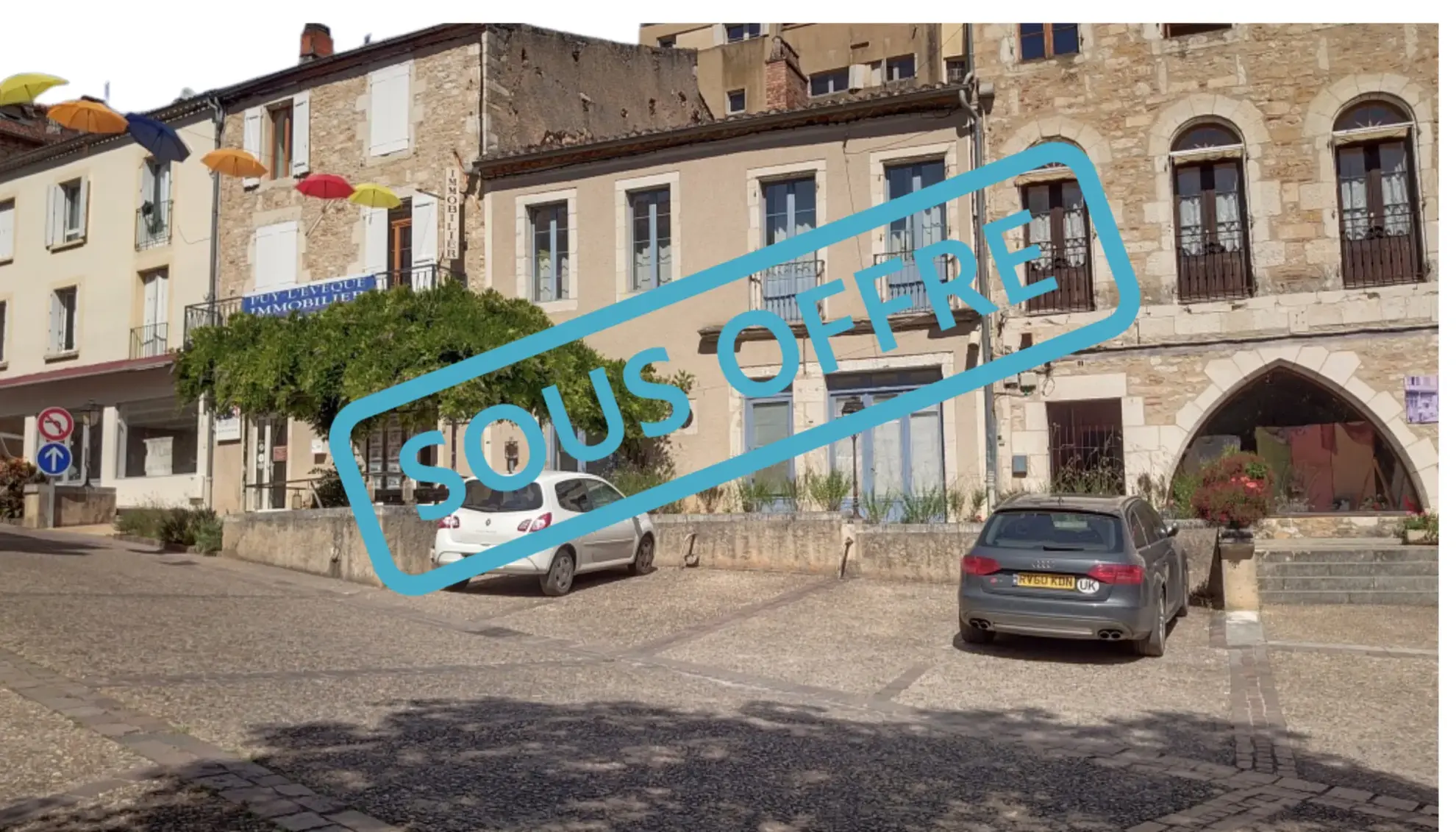 Belle maison en pierre de 221 m² avec potentiel d’aménagement à Puy l'Évêque