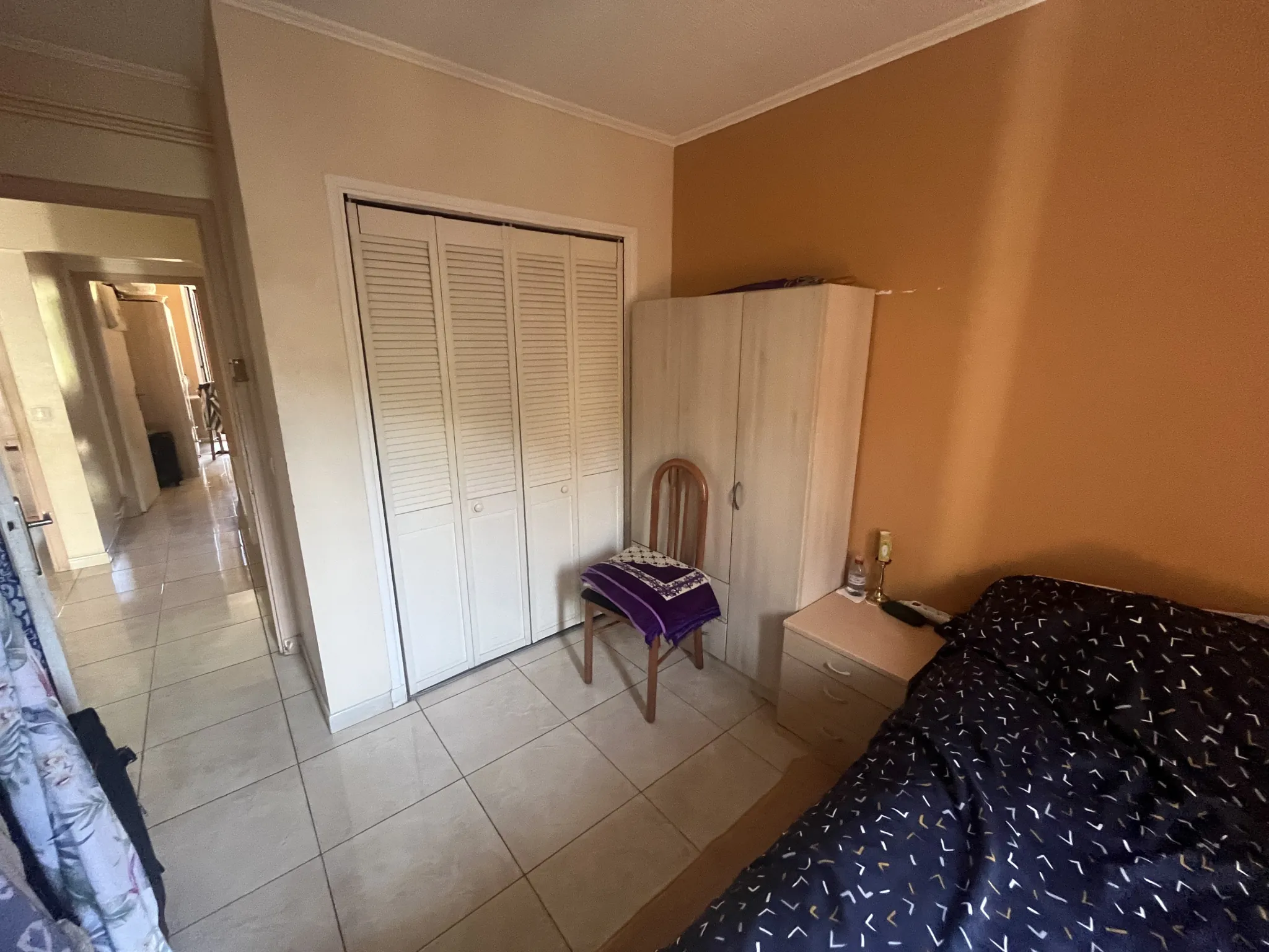 Appartement 3 pièces traversant avec terrasse et loggia à Menton 