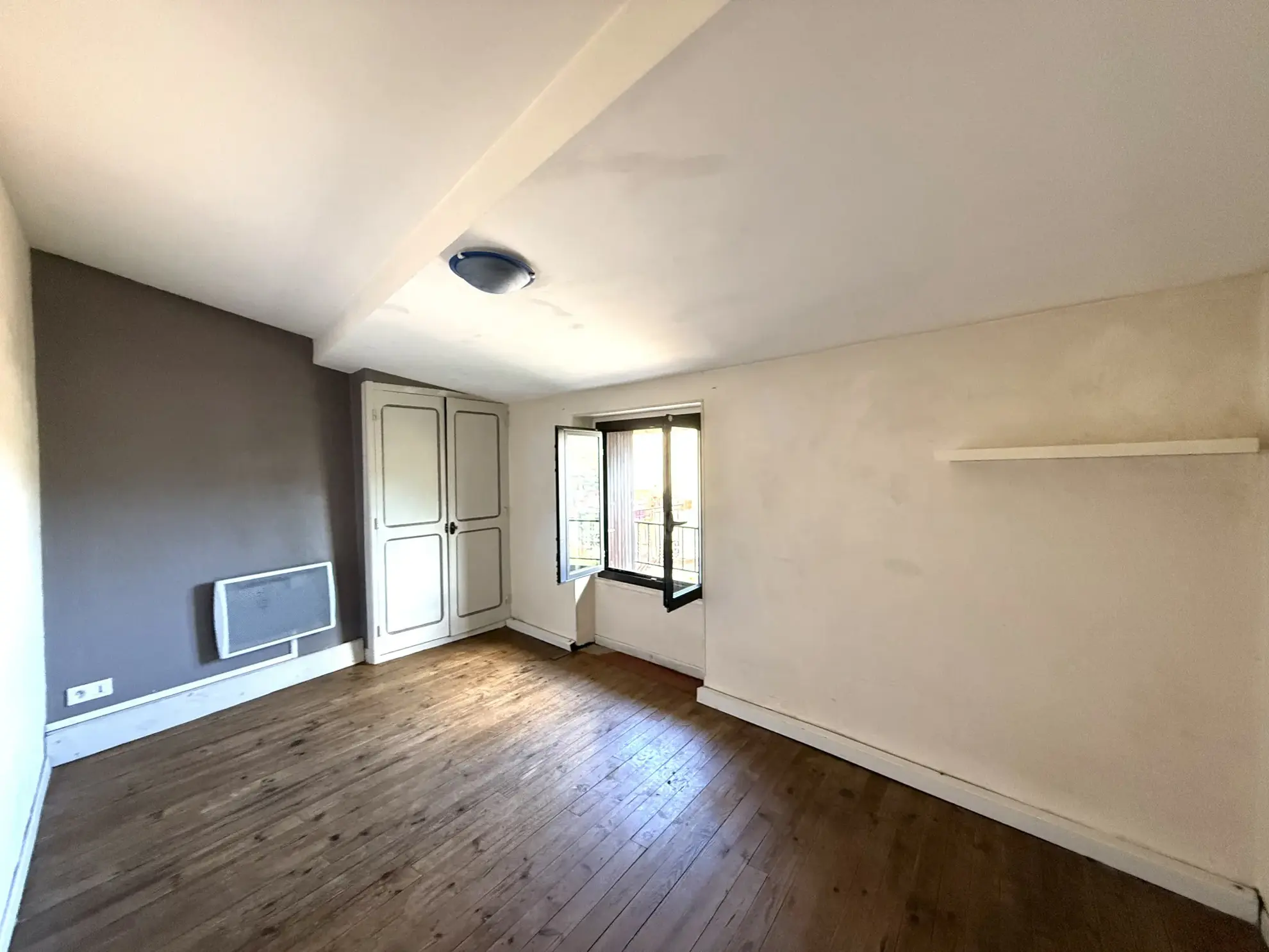 Maison de charme à Palalda avec grande cave et environnement méditerranéen 