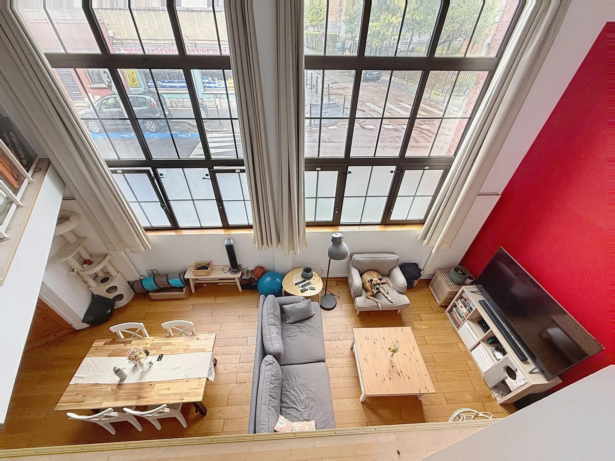 Loft industriel de 95 m² avec garage à Roubaix - Charme et modernité 
