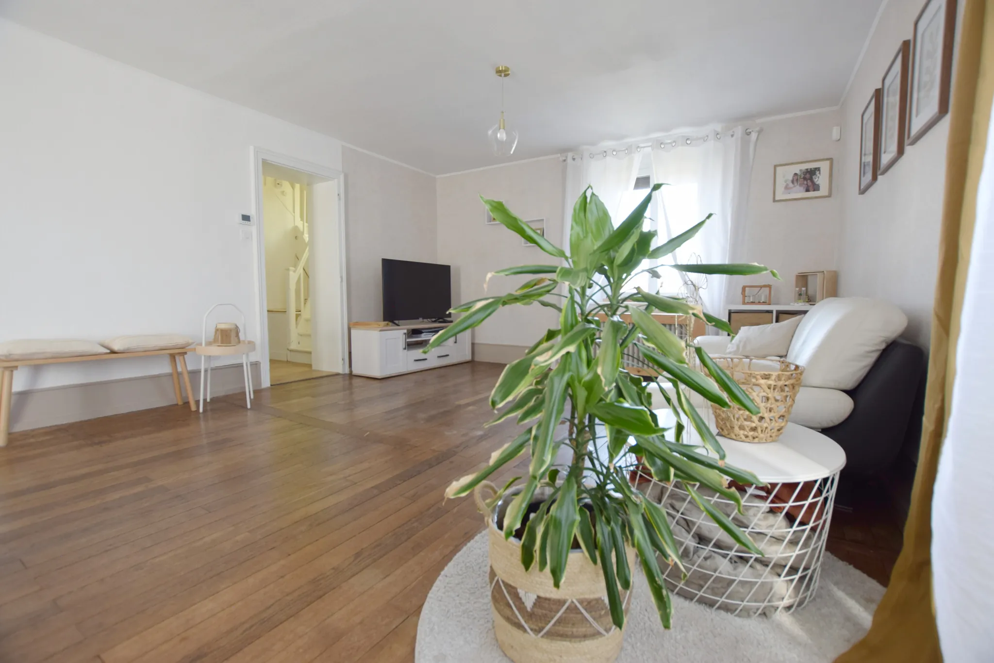 Belle maison rénovée de 1870 avec 5 chambres à Vieux-Charmont 