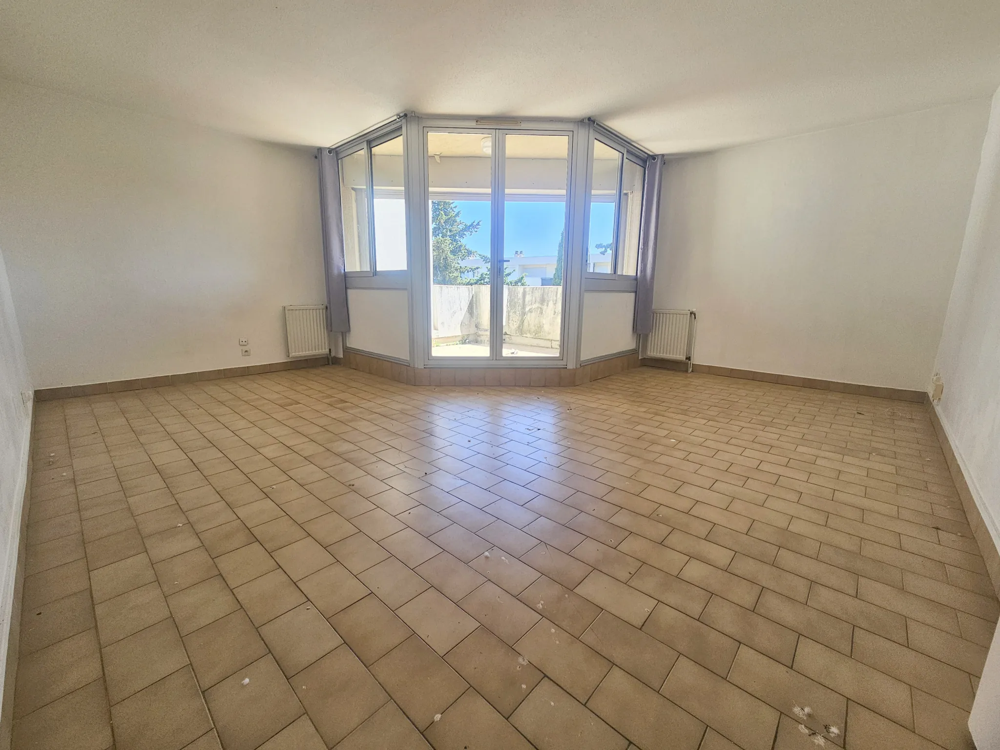 Appartement T3 à vendre à Montpellier Aiguelongue avec terrasse et parking