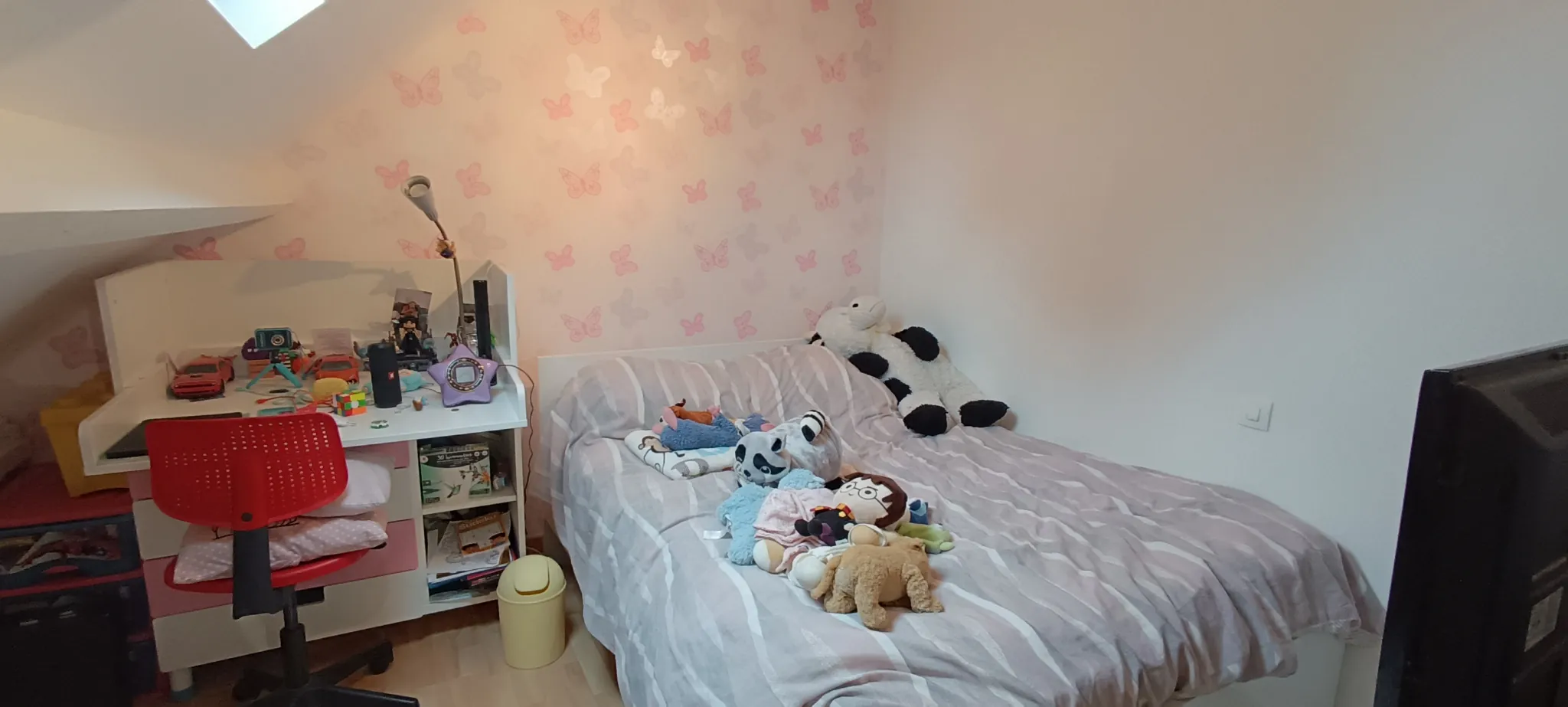 Maison de ville spacieuse avec 6 chambres à Corbie 