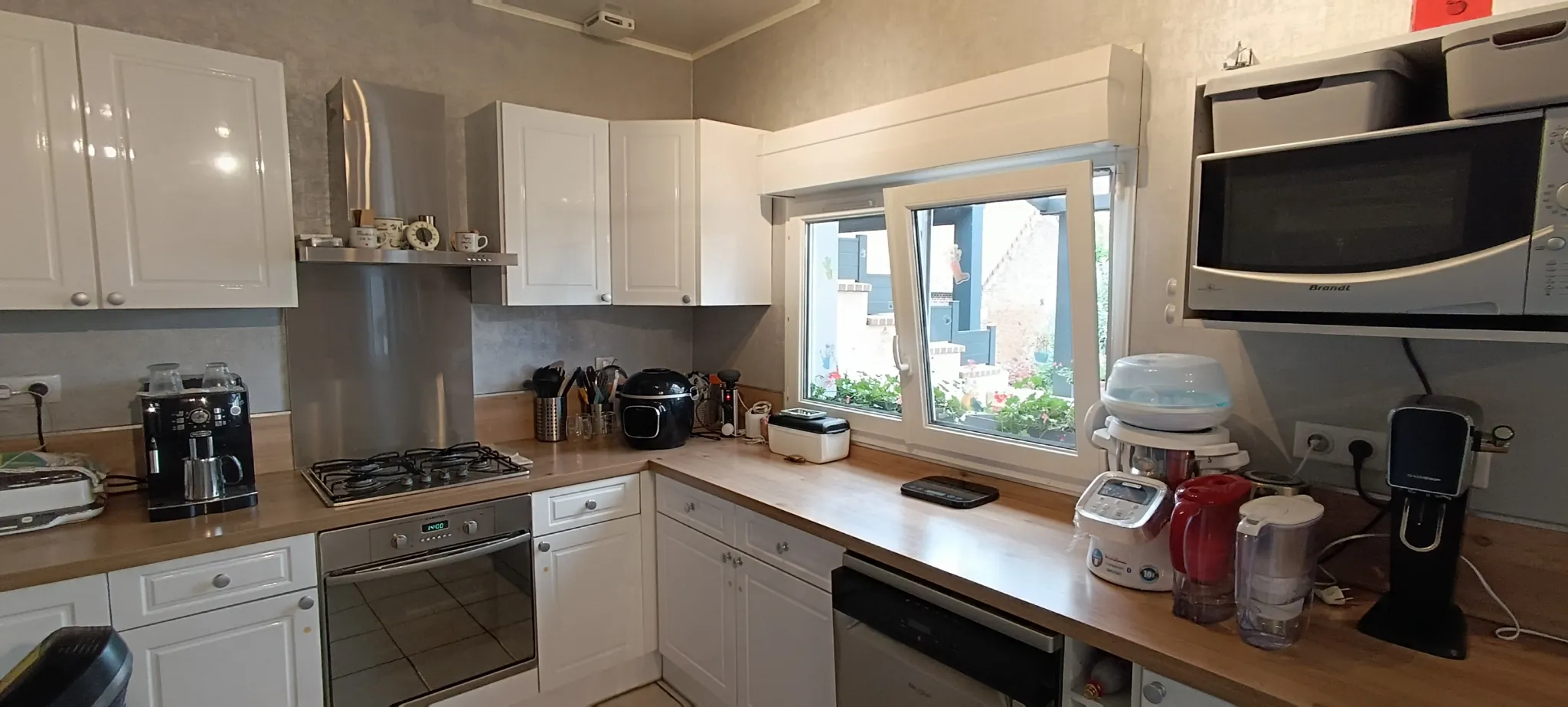 Maison de ville spacieuse avec 6 chambres à Corbie 