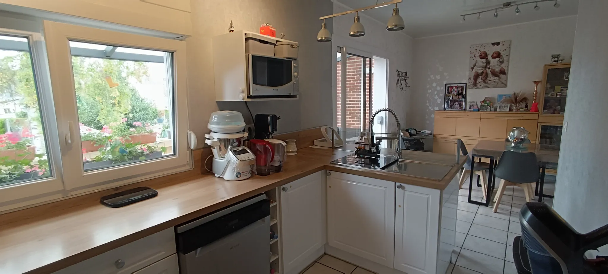 Maison de ville spacieuse avec 6 chambres à Corbie 