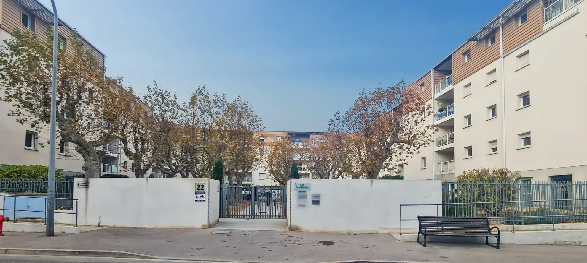 Appartement T3 avec terrasse et parking privé à Narbonne