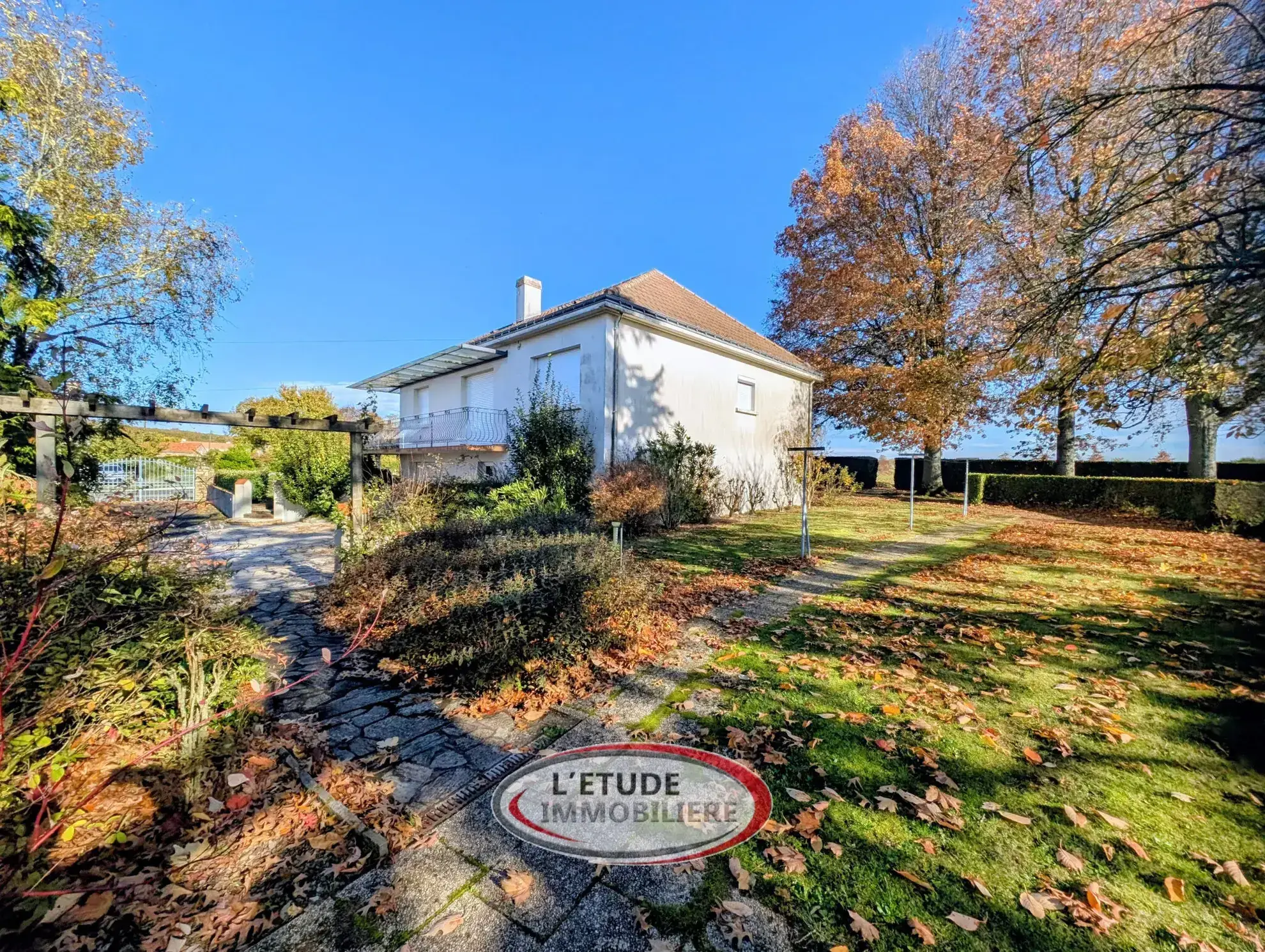 Maison spacieuse de 124 m² avec terrain de 2100 m² à Vallet - Vue dégagée