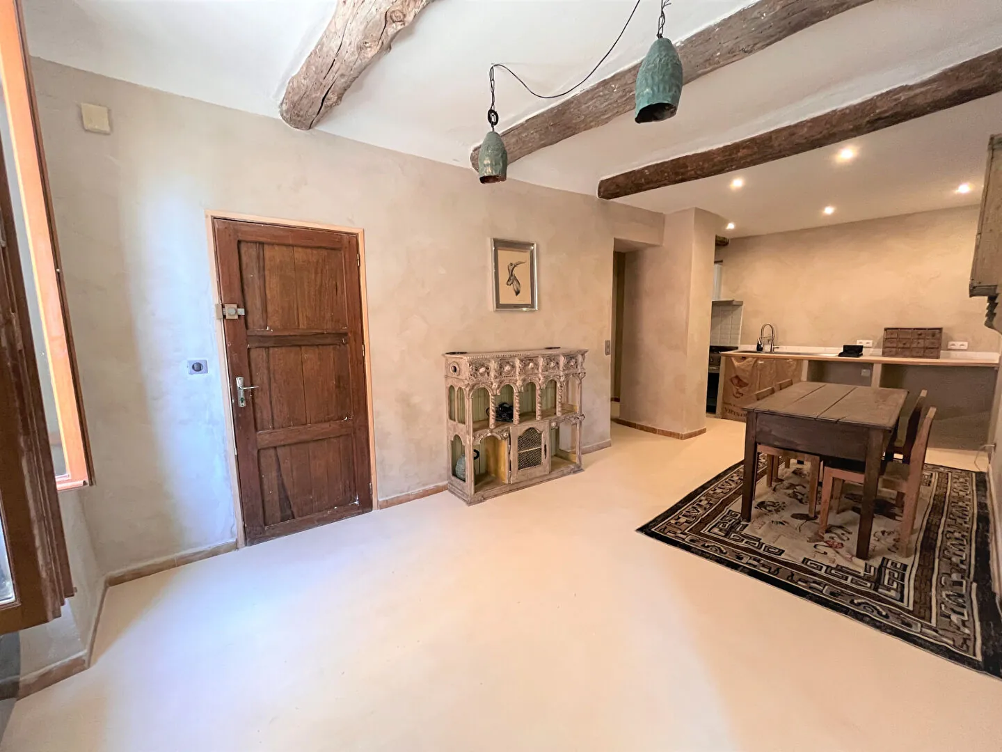 Appartement de charme à Saint-Saturnin-lès-Apt avec vue dégagée, 76 m² et 2 chambres 