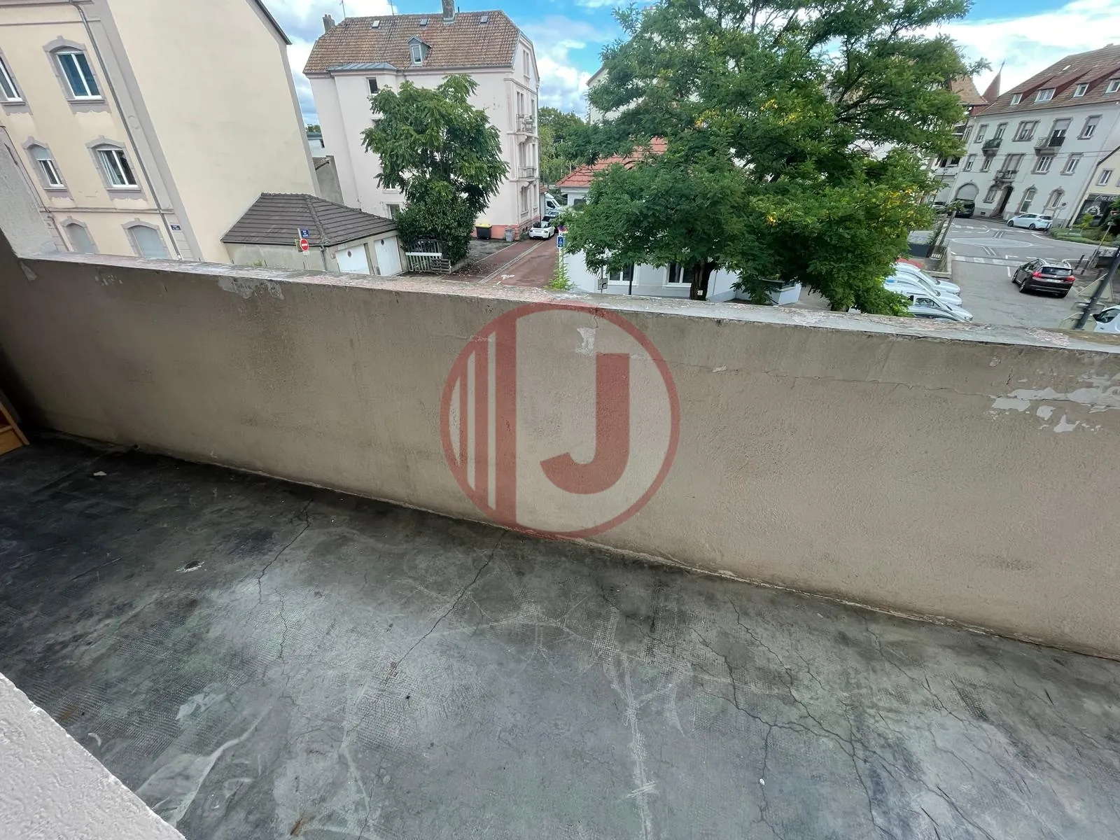Appartement 4 pièces lumineux avec balcon, parking et cave au Vieux Dornach 