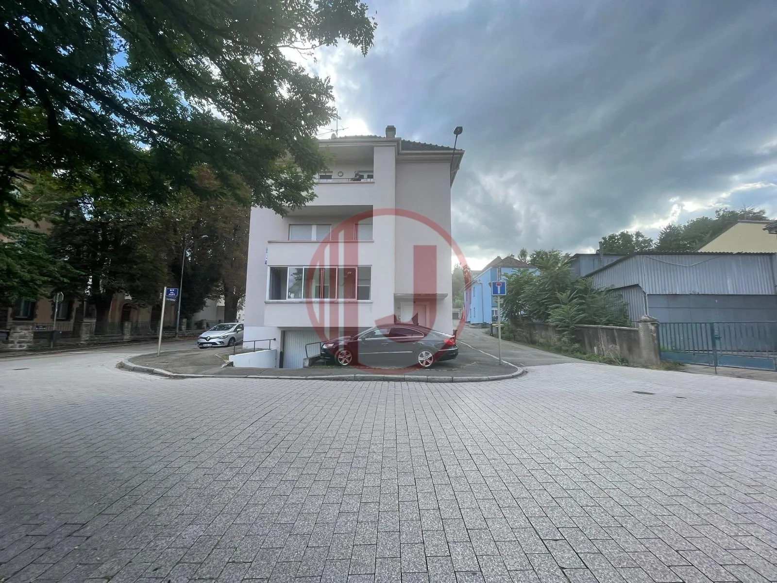 Appartement 4 pièces lumineux avec balcon, parking et cave au Vieux Dornach 