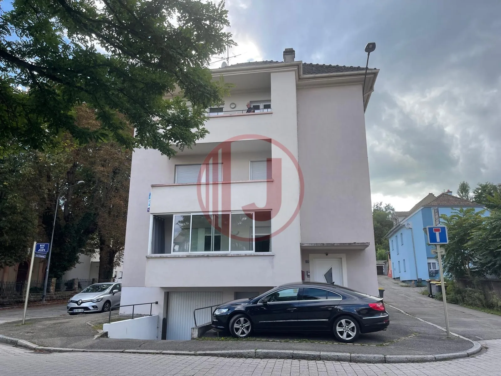 Appartement 4 pièces lumineux avec balcon, parking et cave au Vieux Dornach 