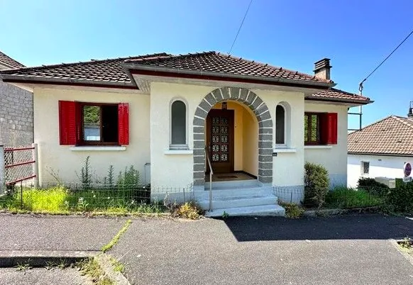 Belle maison avec vue sur Tulle, garage et jardin, idéal premier achat