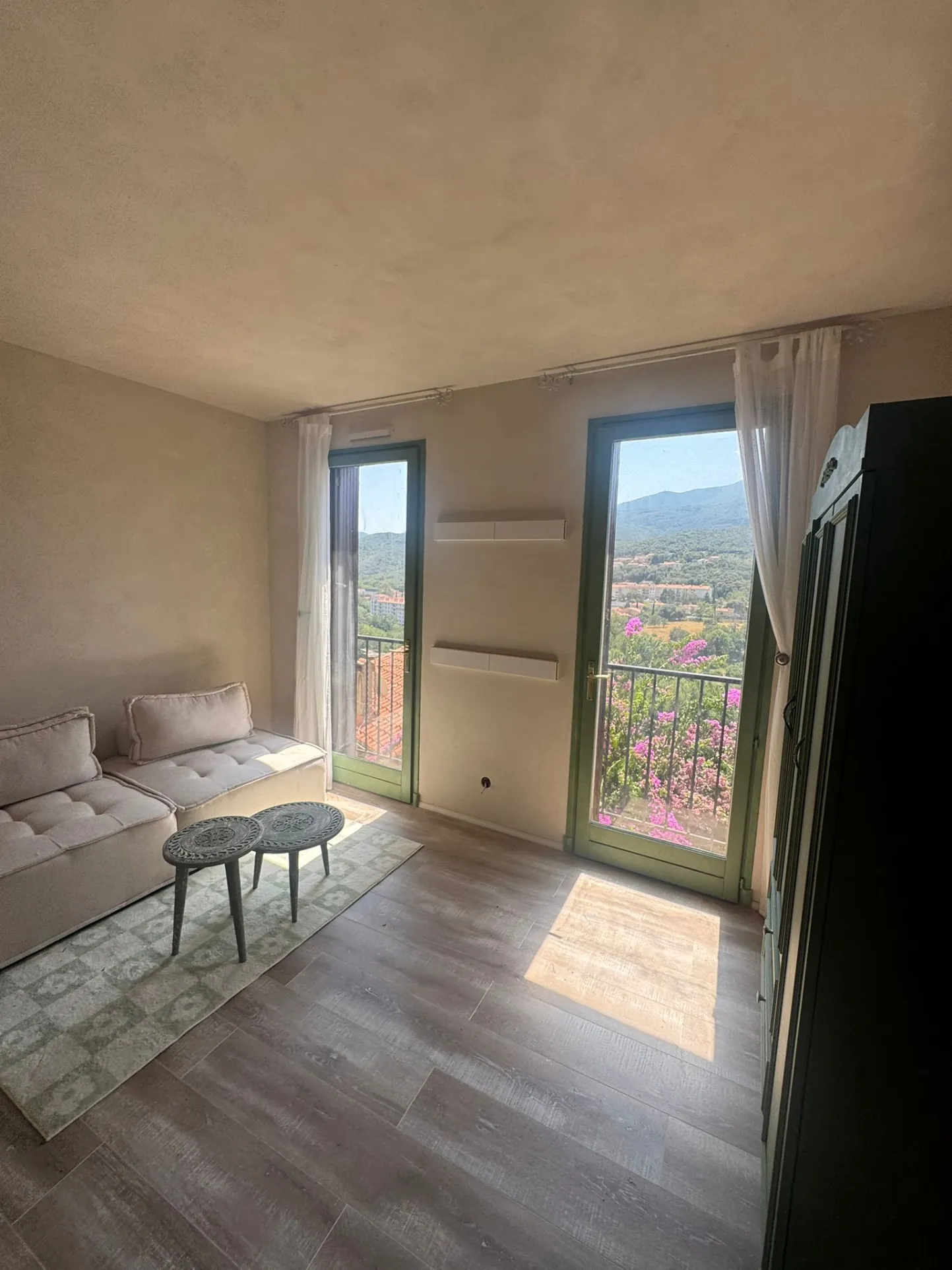 Maison à Palalda avec garage, extérieur et potentiel de plusieurs logements 