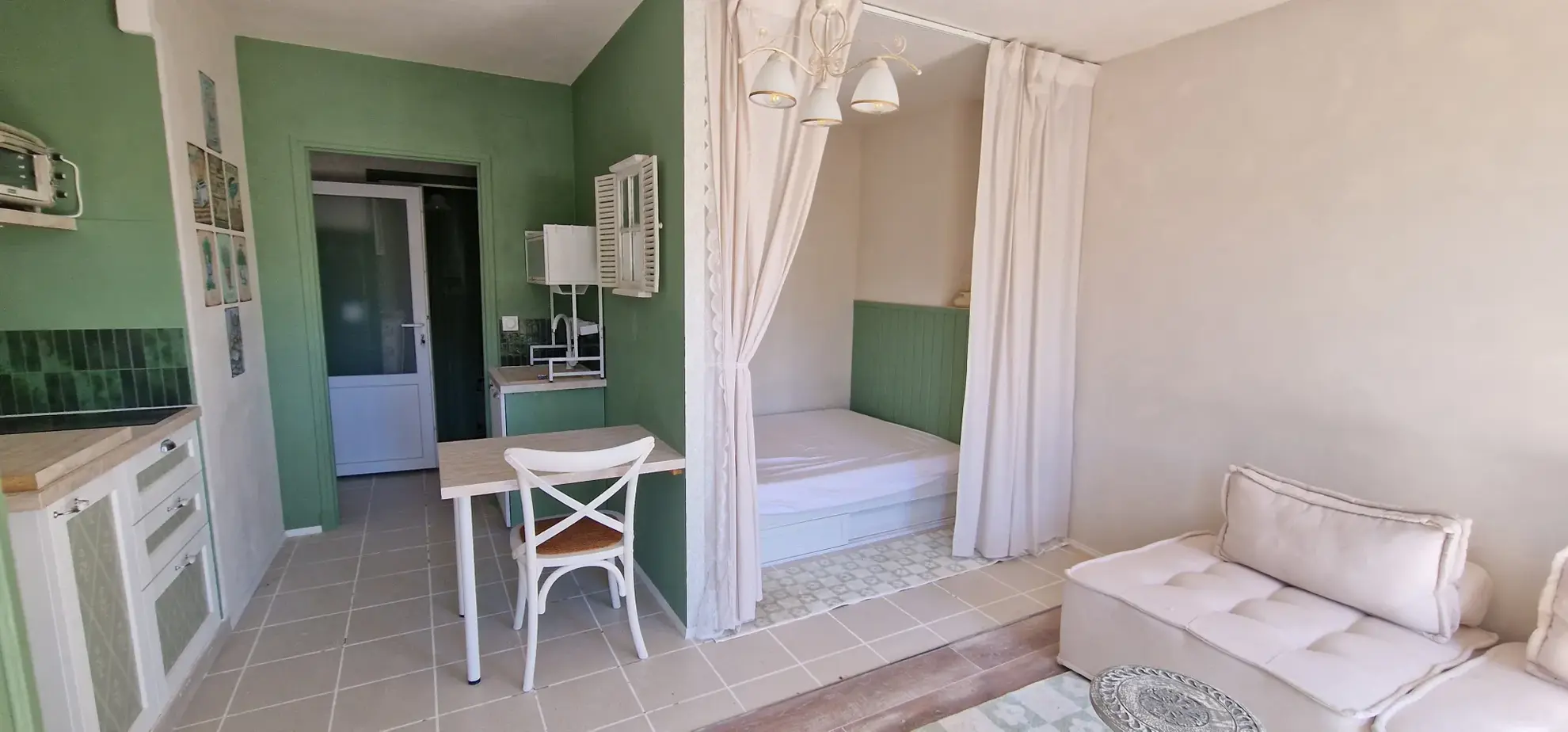 Maison à Palalda avec garage, extérieur et potentiel de plusieurs logements 