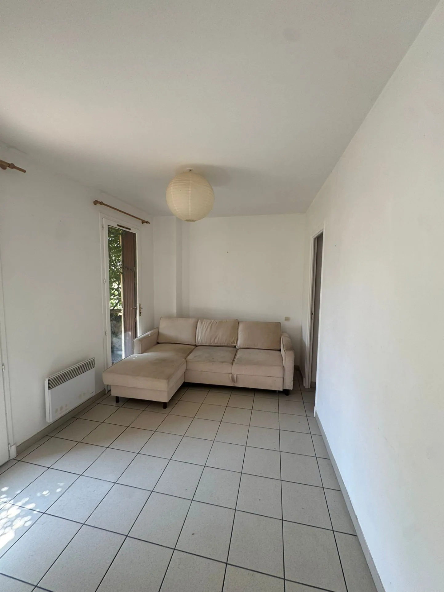 Maison à Palalda avec garage, extérieur et potentiel de plusieurs logements 