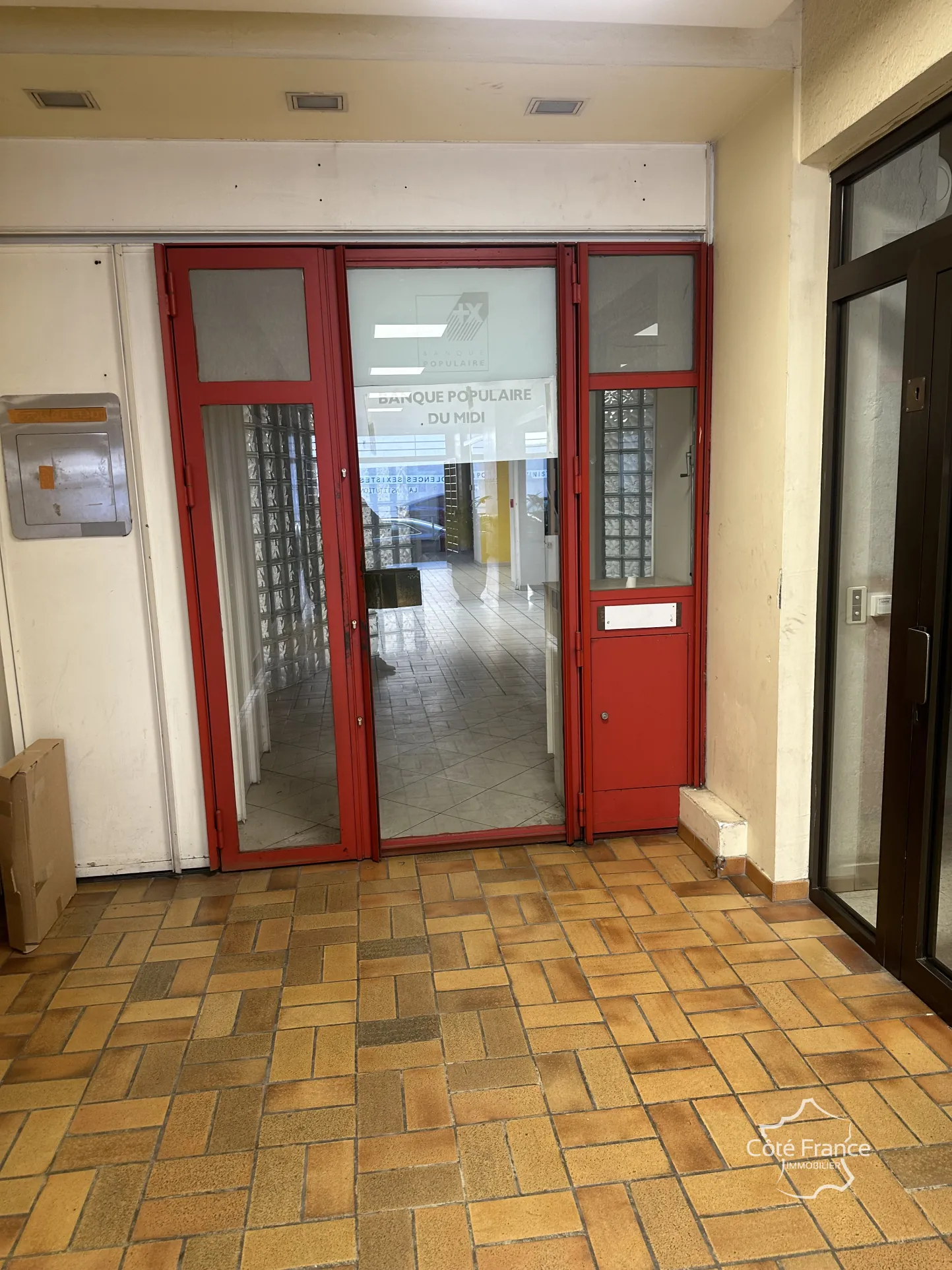 Local commercial de 250 m² à Alès – Opportunité en centre-ville