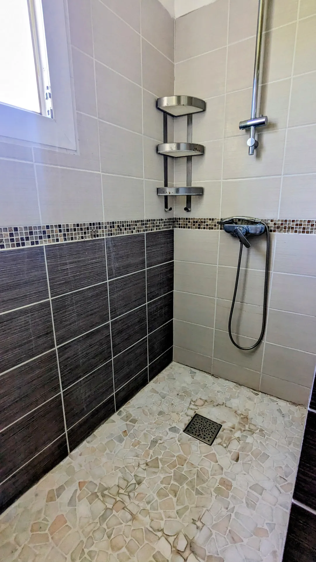 Villa 3 chambres avec terrasse et jardin à Montescot - Secteur calme 