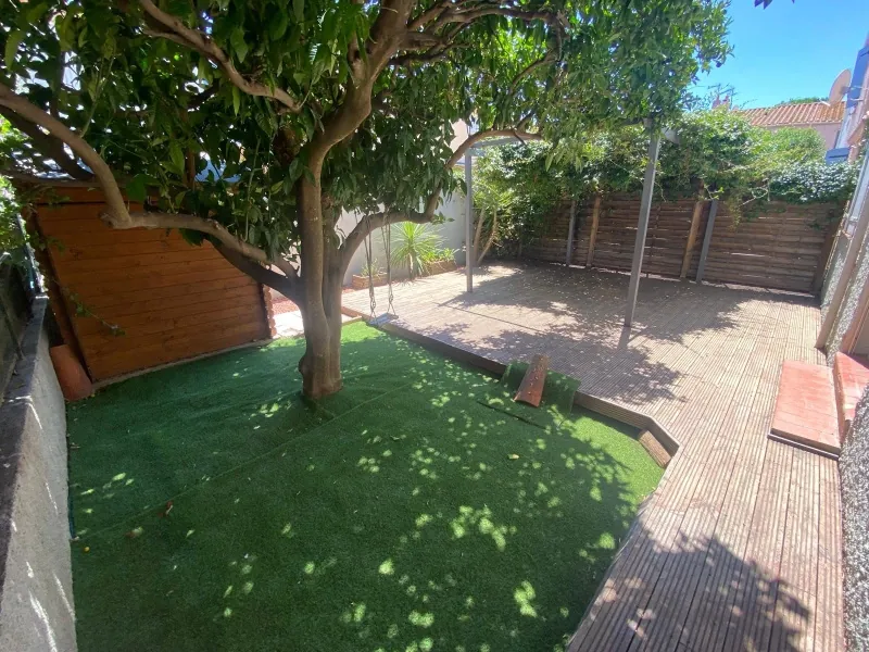 Villa 3 chambres avec terrasse et jardin à Montescot - Secteur calme 