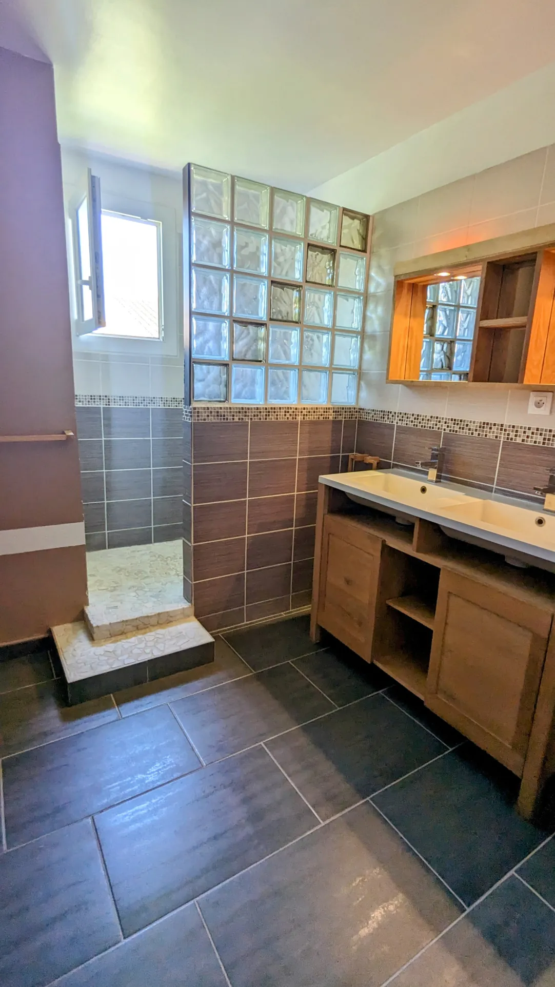 Villa 3 chambres avec terrasse et jardin à Montescot - Secteur calme 