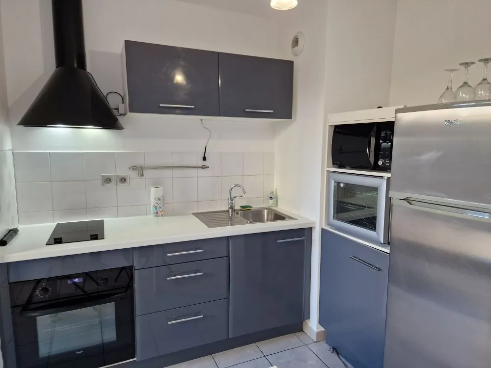 T1 avec jardin privatif à vendre à Decines-Charpieu, résidence de standing 