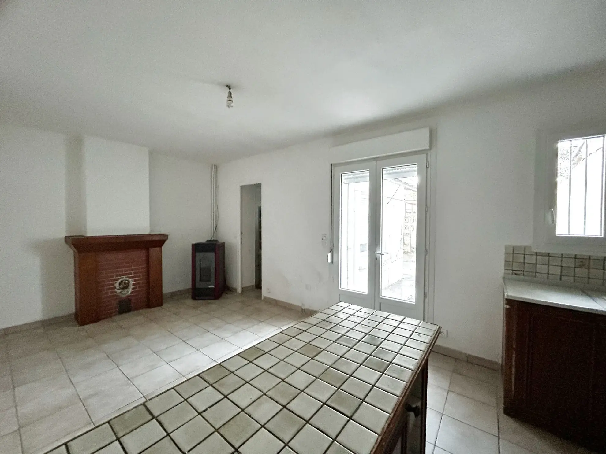 Maison de ville à Hénin Beaumont avec jardin, garage et 3 chambres