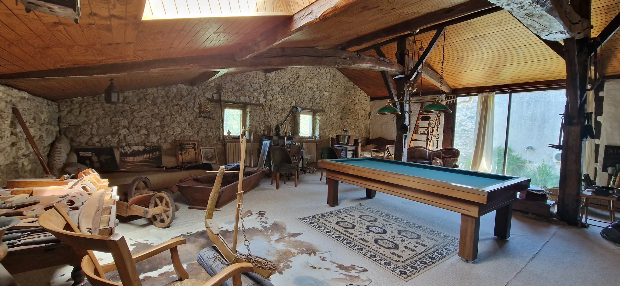 Maison familiale en pierre avec jardin à Bazas, 5 chambres, garage et potentiel d'extension 