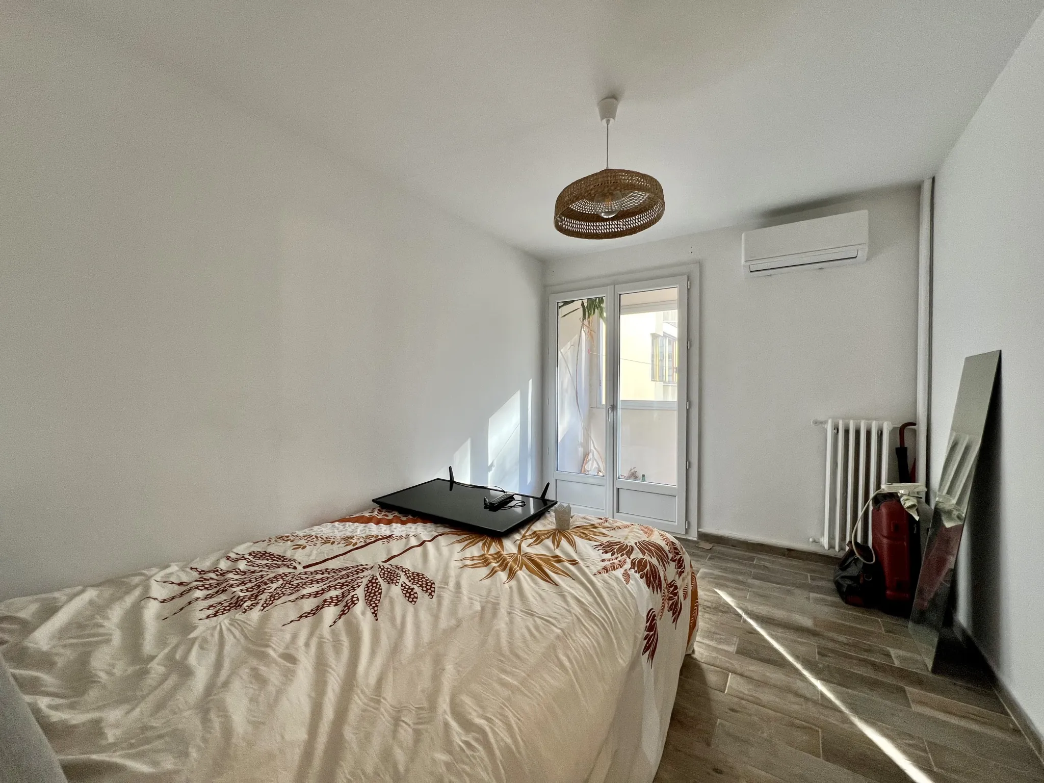 Appartement lumineux de 59 m² à Toulon proche du Mourillon avec terrasse et cave 