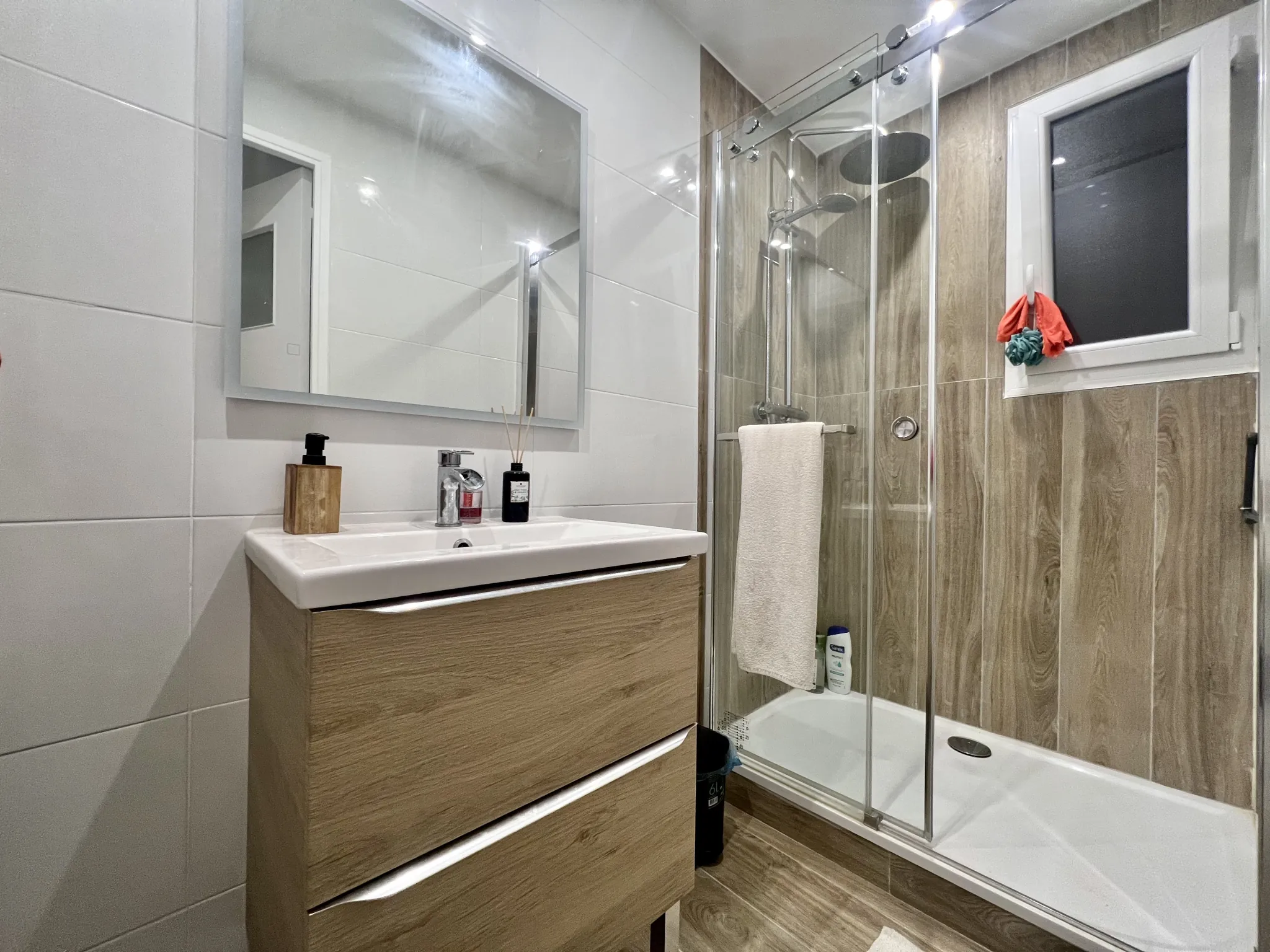 Appartement lumineux de 59 m² à Toulon proche du Mourillon avec terrasse et cave 