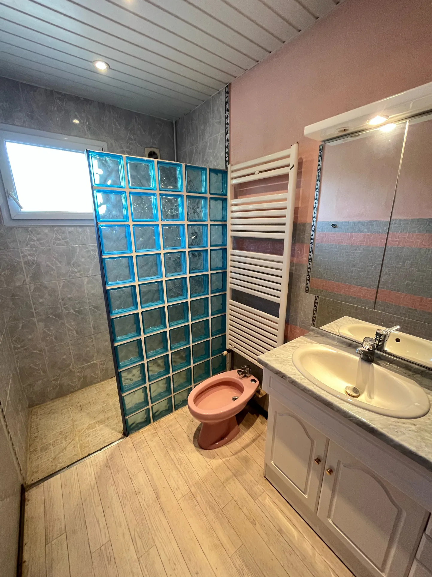 Maison 155 m² à Capestang avec jardin, terrasse et grand garage 