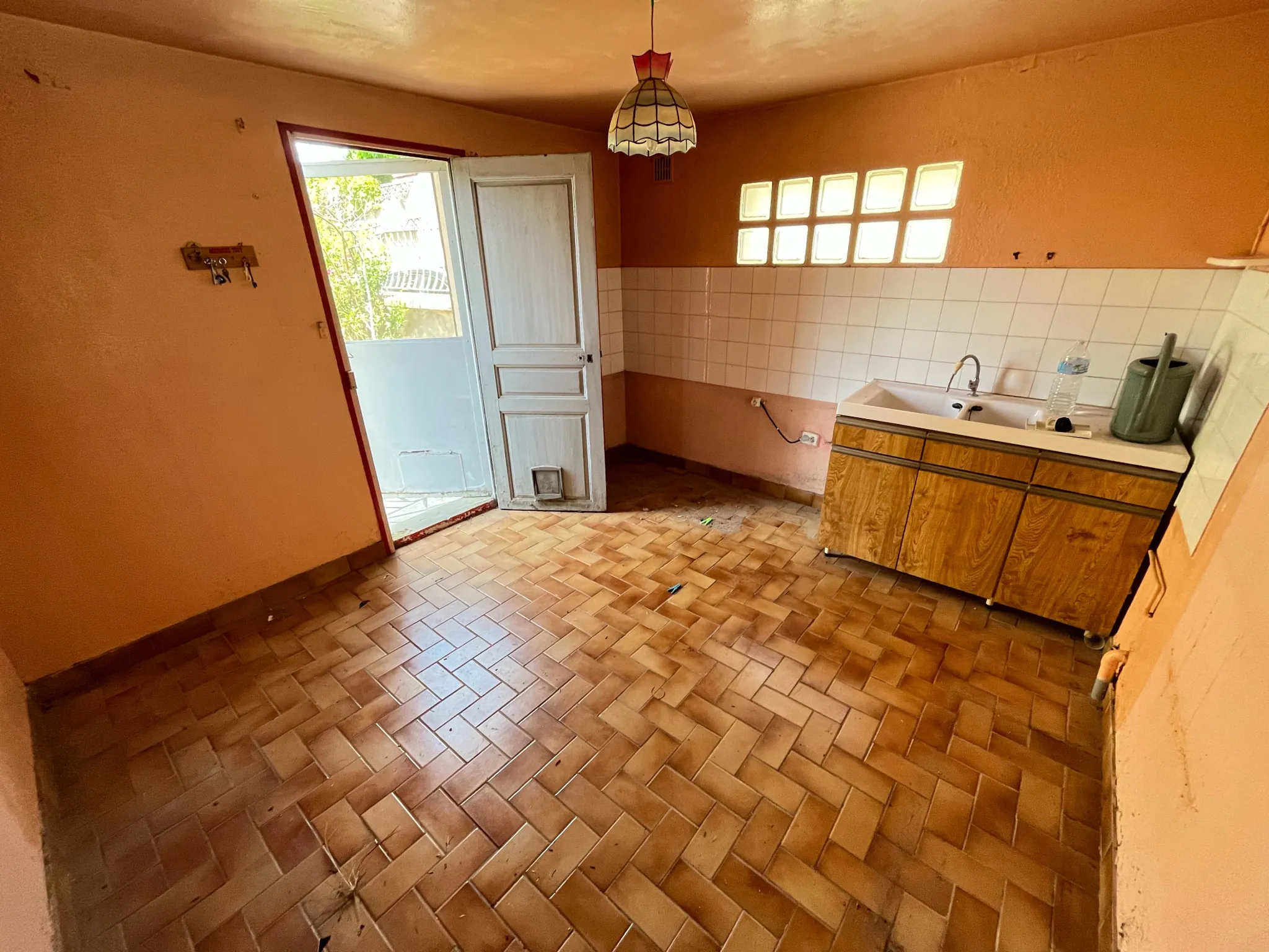 Maison 155 m² à Capestang avec jardin, terrasse et grand garage 