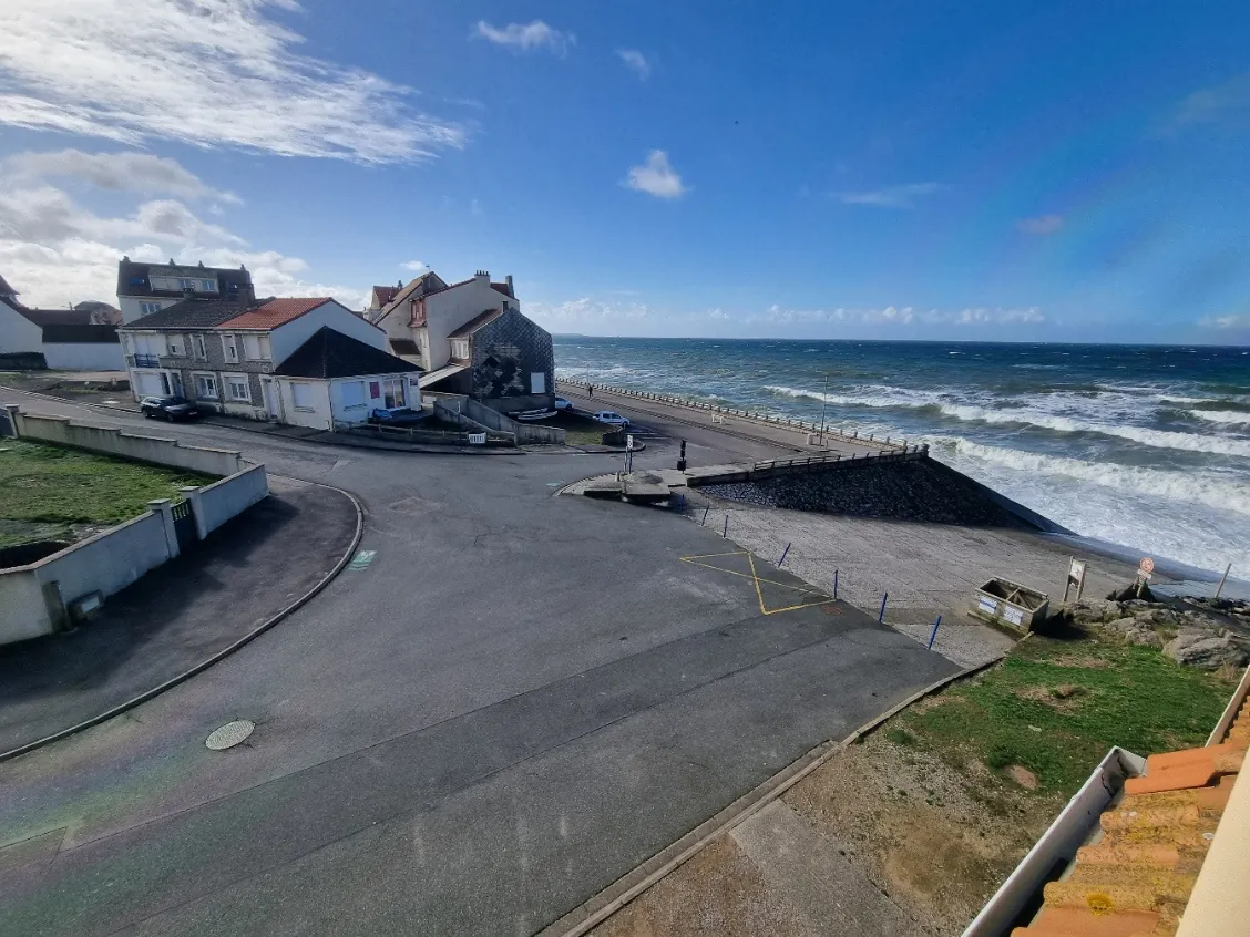 Appartement duplex avec vue mer à Ambleteuse – Opportunité rare en vente