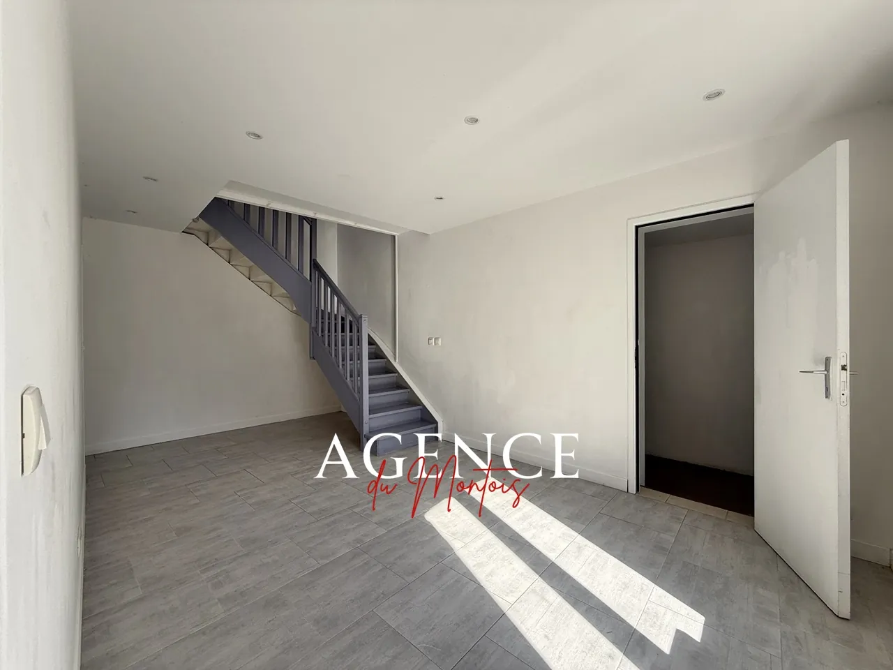 Maison rénovée avec jardin clos, proche Provins et Nogent-sur-Seine 