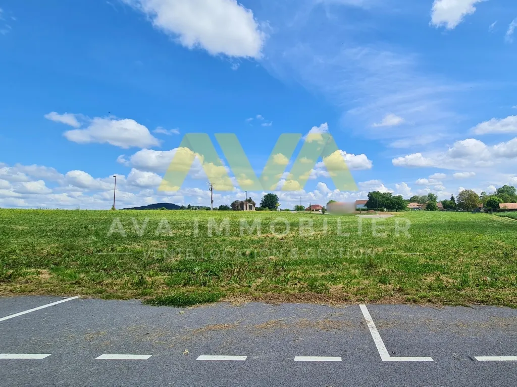 Terrain constructible de 1029 m² à Araujuzon, proche Navarrenx