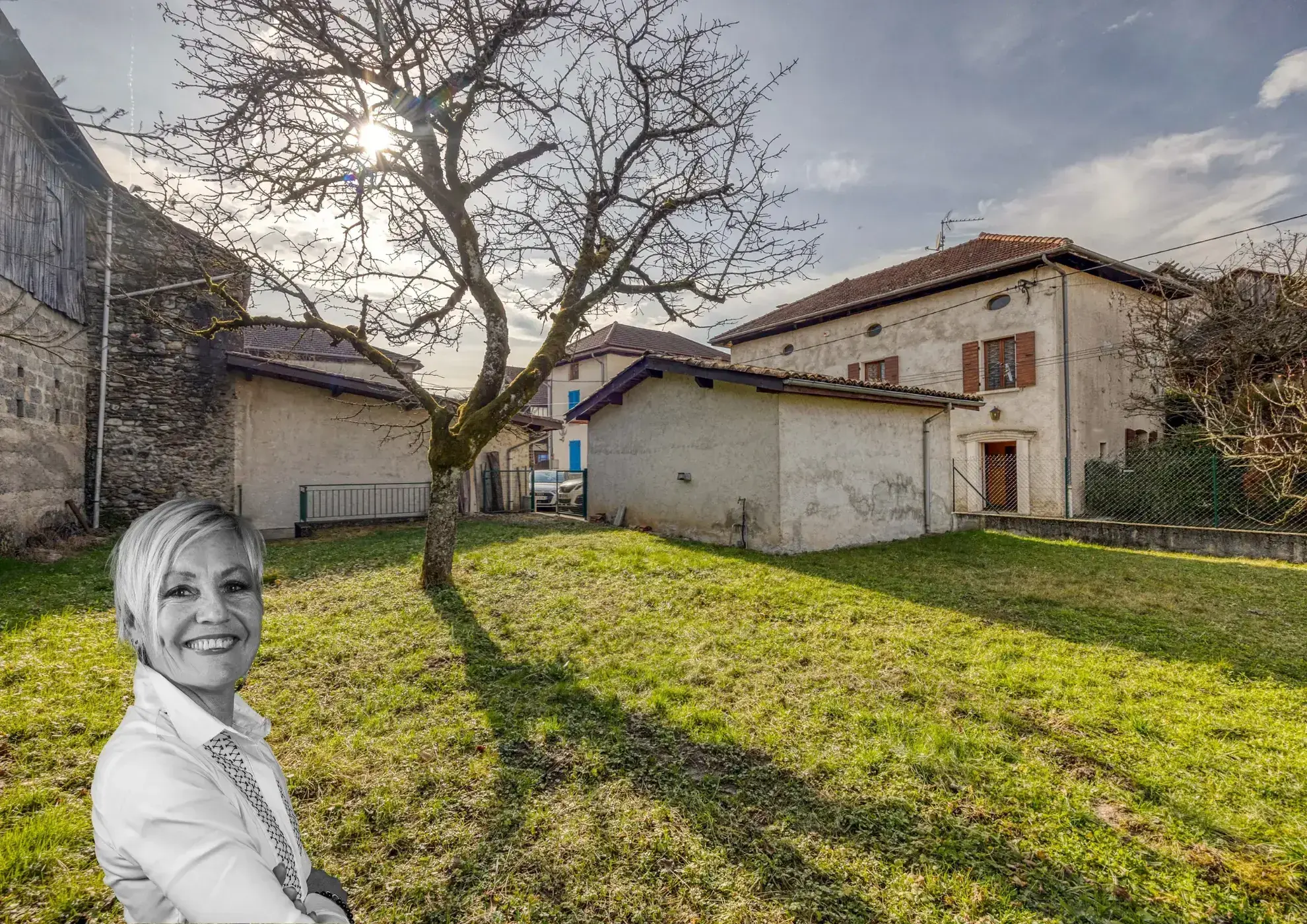 Terrain constructible non viabilisé avec garage à Villard Benoît (38)