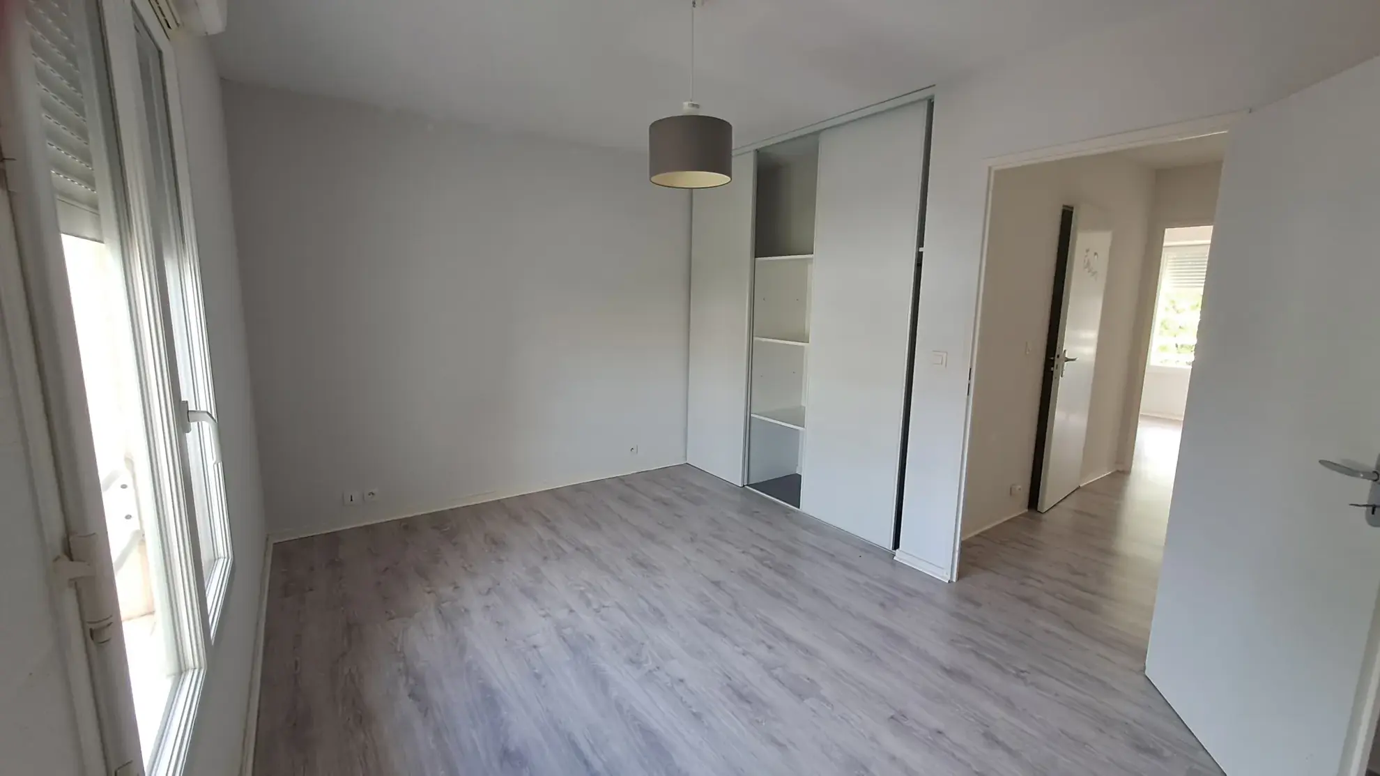 Maison 3 pièces avec terrasse et jardin à Villeneuve-sur-Lot, secteur sécurisé 